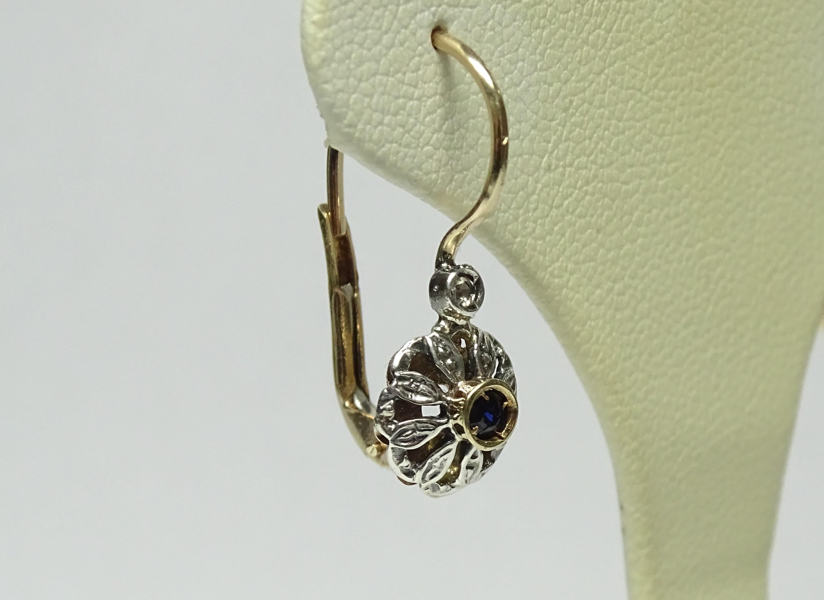 0.18 Sapphire Rose Cut Diamond Yellow Gold Lever-Back Earrings In New Condition For Sale In Marcianise, IT