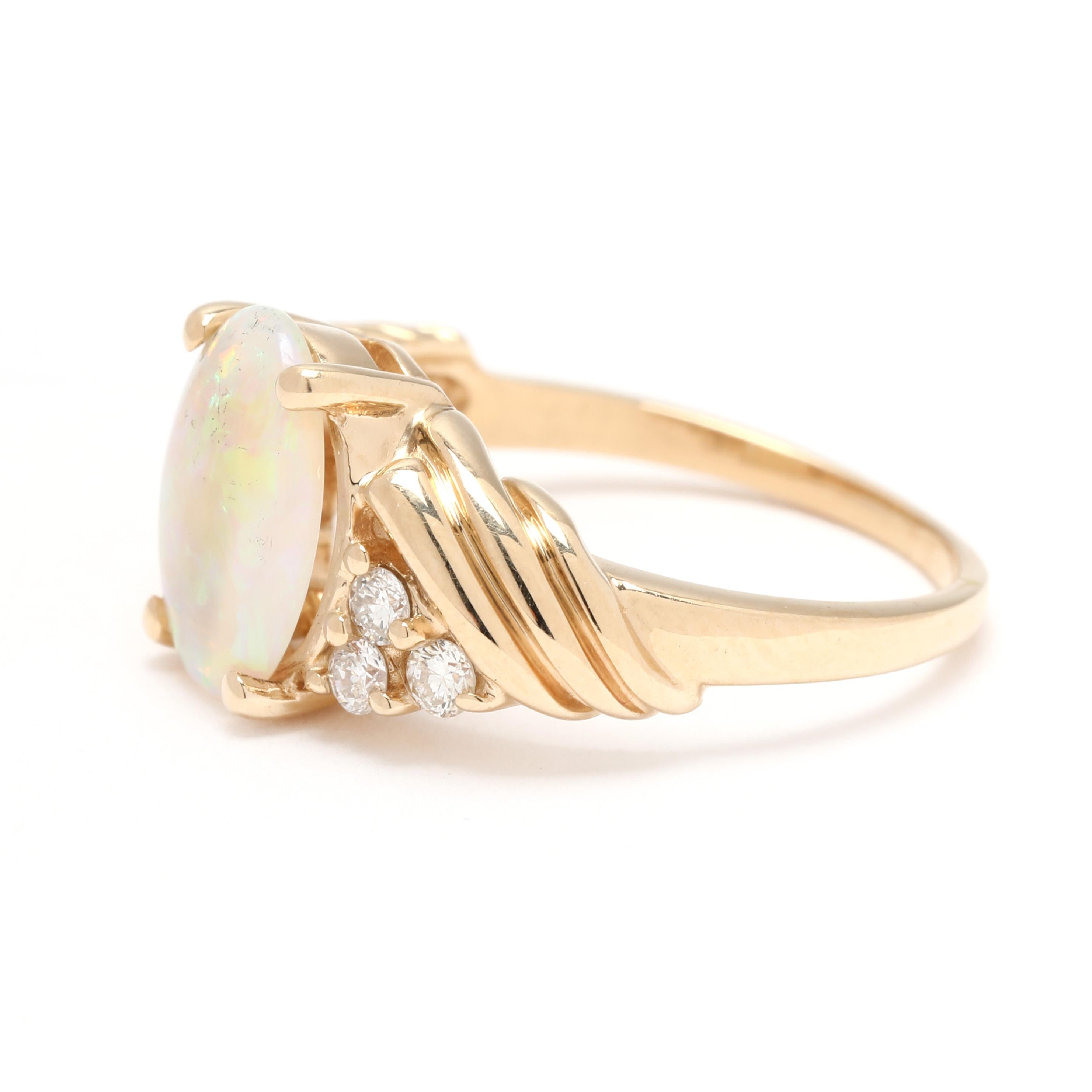 Bague en or jaune 14 carats, diamant et opale de 0,18 carat, taille de bague 4,75 Bon état - En vente à McLeansville, NC