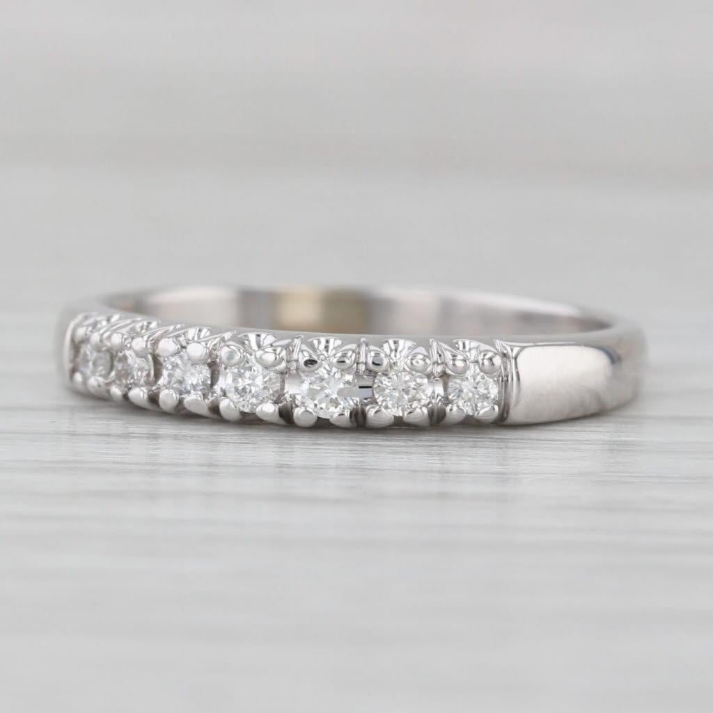 0.18ctw Diamante Alianza Oro Blanco 14k Tamaño 8.5 Apilable Aniversario en venta