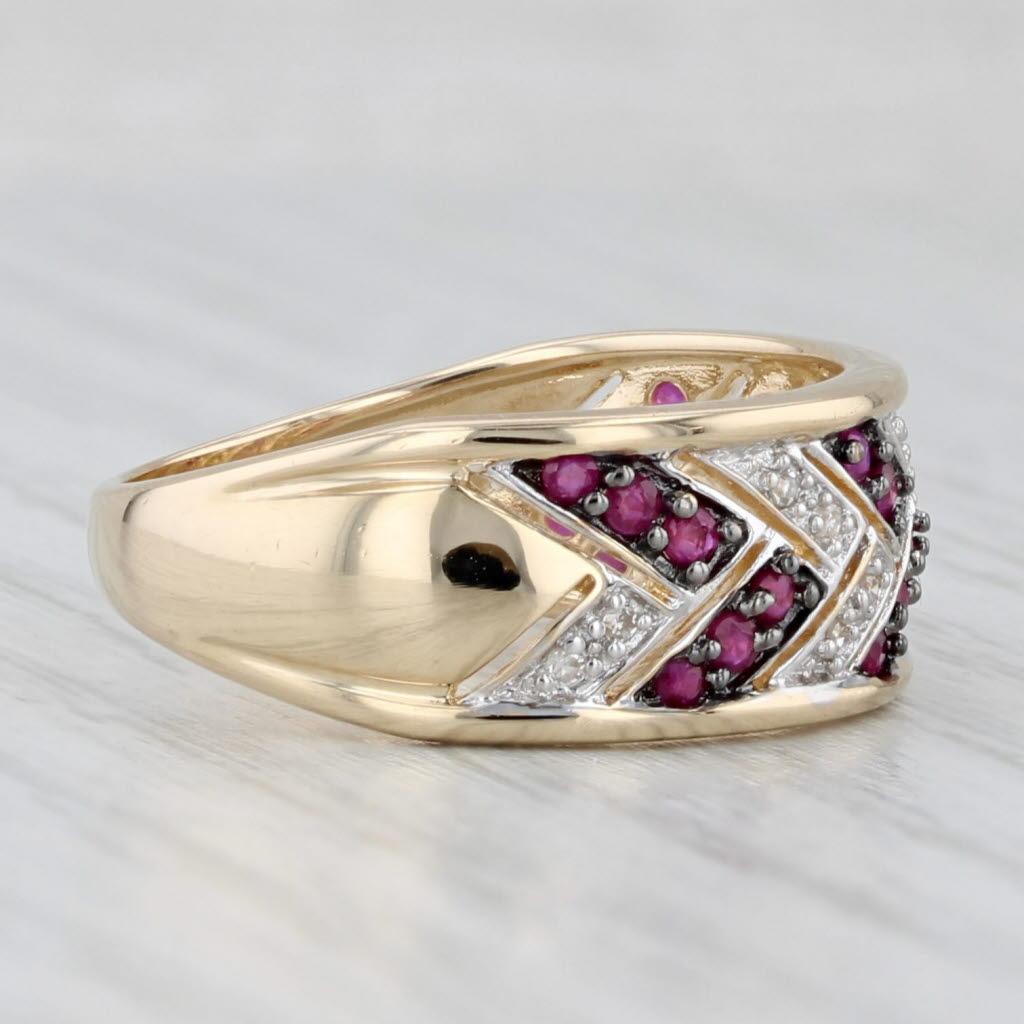 Femenino o masculino 0.18ctw Anillo Diamante Rubí Oro Amarillo 14k Talla 7 en venta