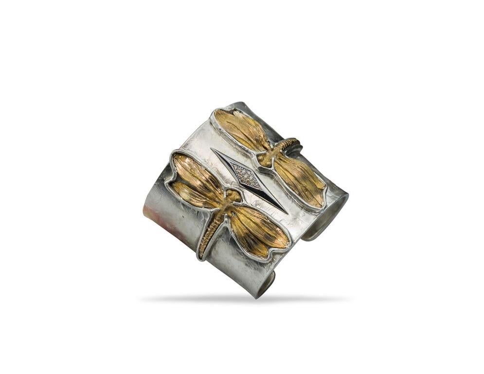 0.18 Karat Diamonds 24 Karat Gold Plated Modern Silver Dragonfly Cuff Bracelet For Sale 1