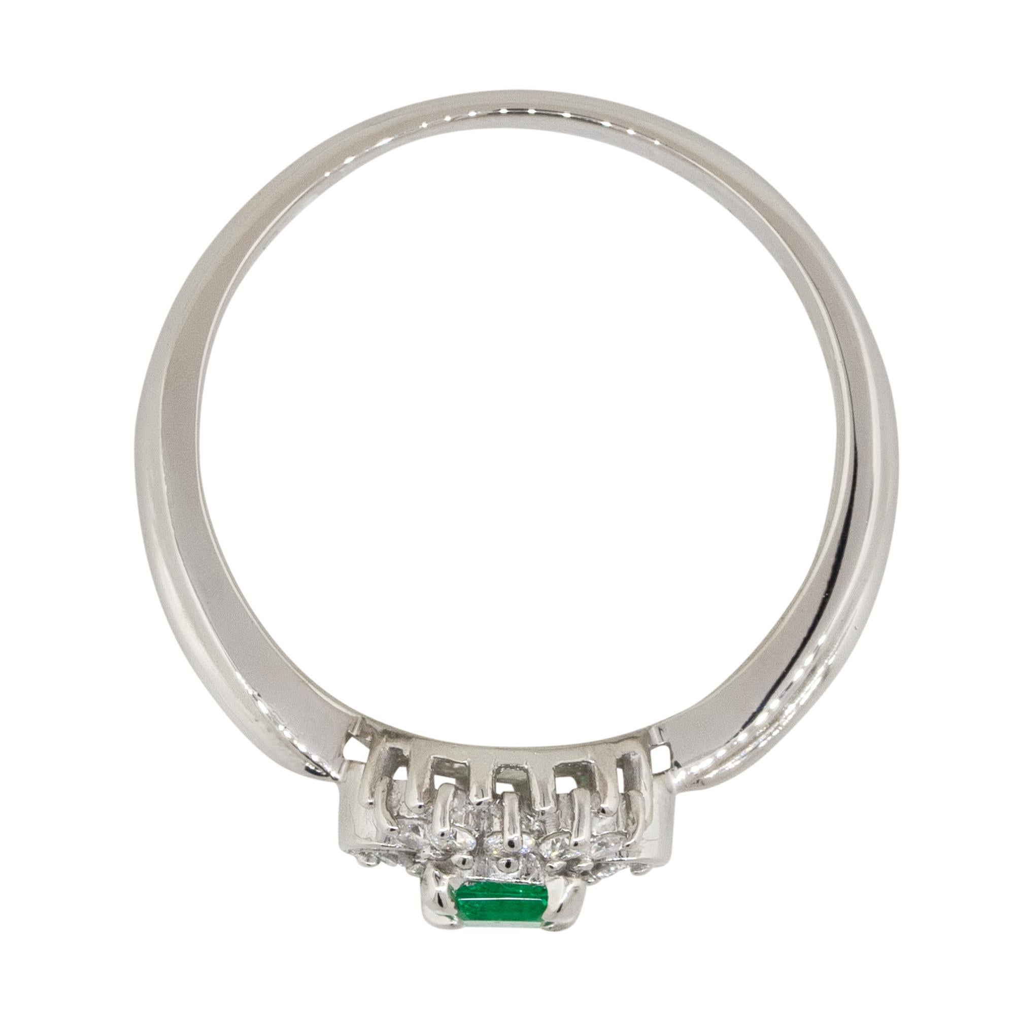 Women's 0.19 Carat Emerald Center Diamond Cocktail Ring Platinum in Stock