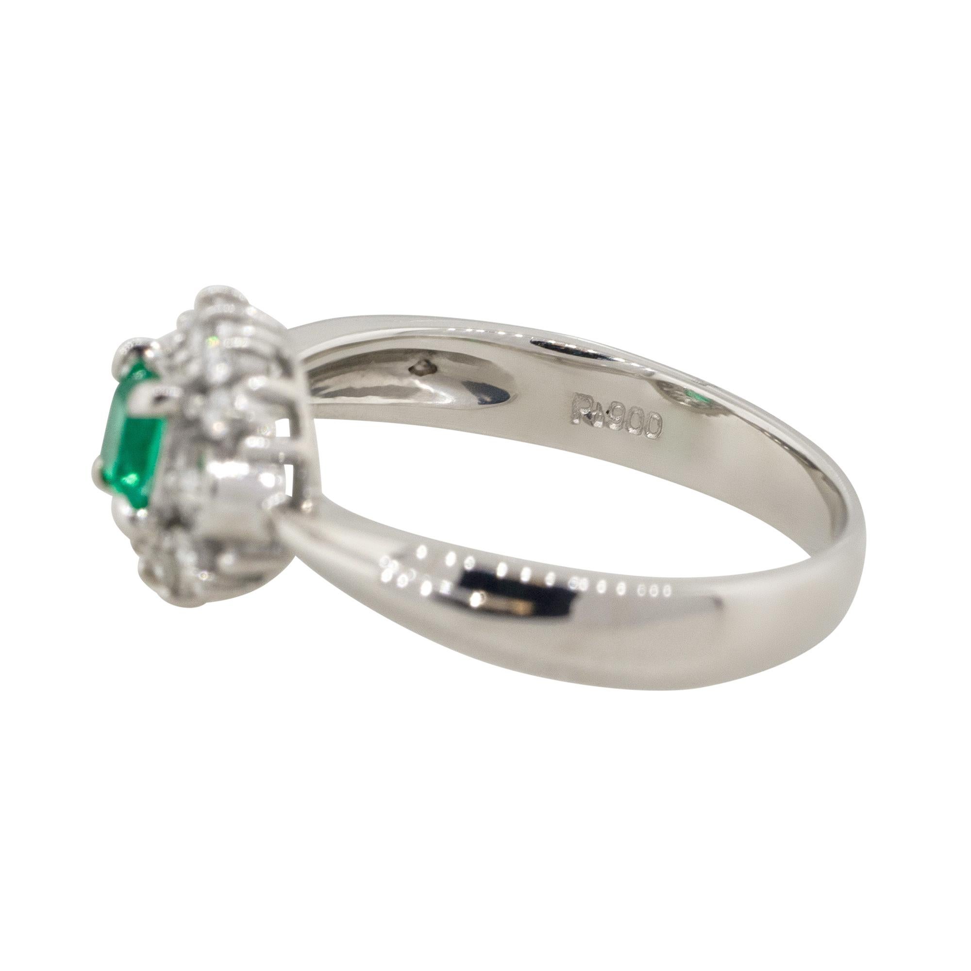 0.19 Carat Emerald Center Diamond Cocktail Ring Platinum in Stock For Sale 1