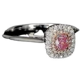0.19 Carat Fancy Pink Diamond Ring VS Clarity AGL Certified For Sale