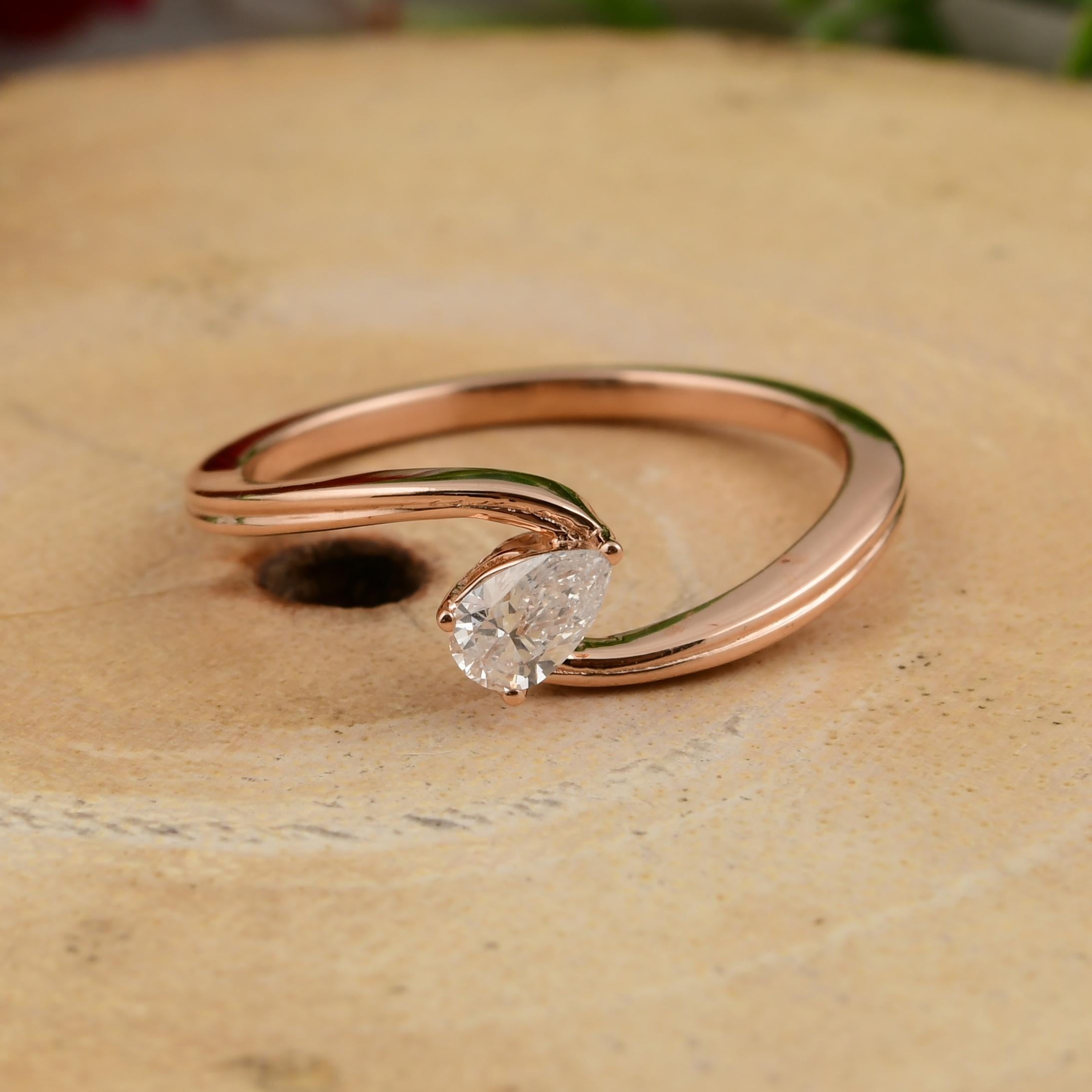 0.19 Carat SI Clarity HI Color Solitaire Pear Diamond Ring 18 Karat Rose Gold For Sale 1