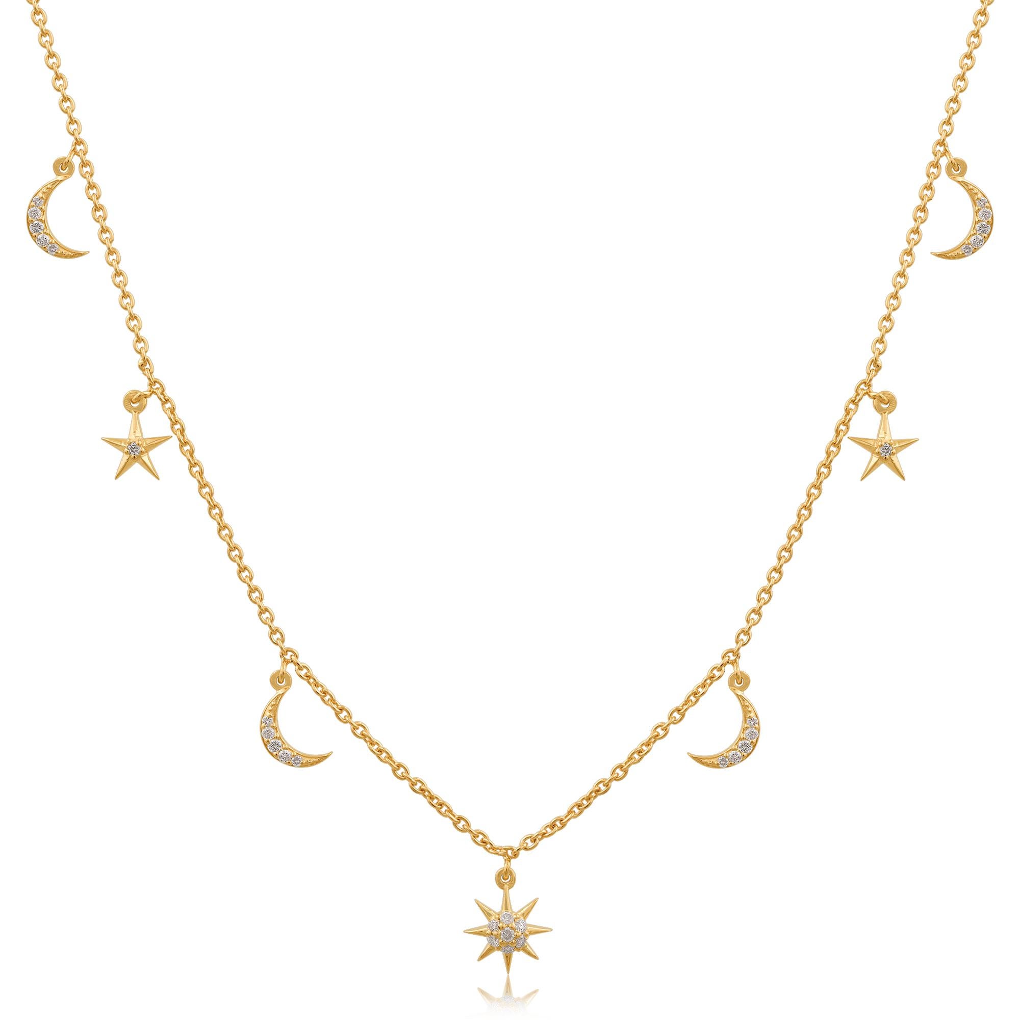 Aggiungi un tocco di bellezza celestiale alla tua collezione di gioielli con questa splendida collana di diamanti da 0,19 carati SI/HI con luna e stella. Realizzato in oro giallo 14 carati, questo incantevole pezzo è stato progettato per catturare