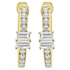 0,19 Quilates Diamante Blanco Redondo Oro Amarillo de 14 Kilates Pendiente Abrazador Fancy Fashion
