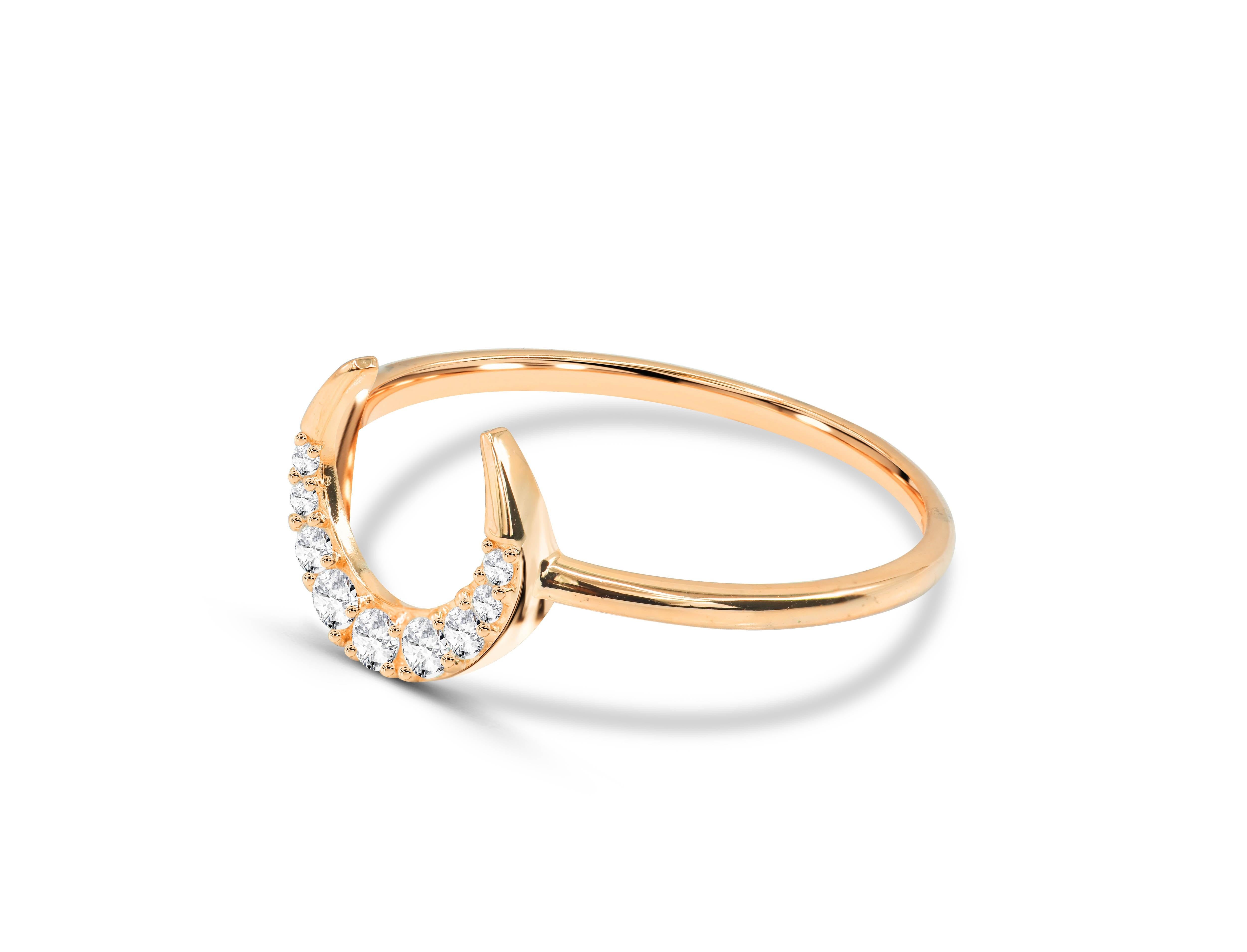 For Sale:  0.19 Ct Diamond Crescent Moon Ring in 14K Gold 2