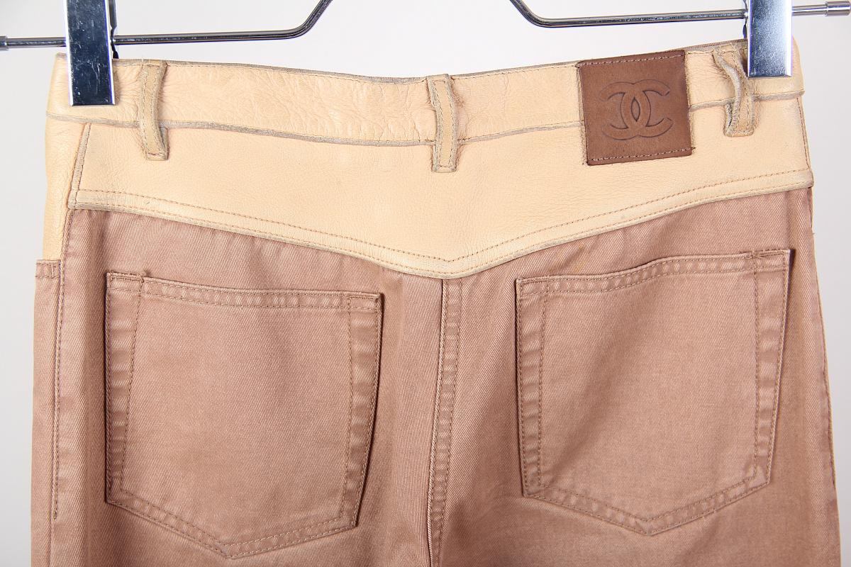 01A CHANEL 2001 Fall RTW jeans with leather In Good Condition For Sale In Алматинский Почтамт, KZ