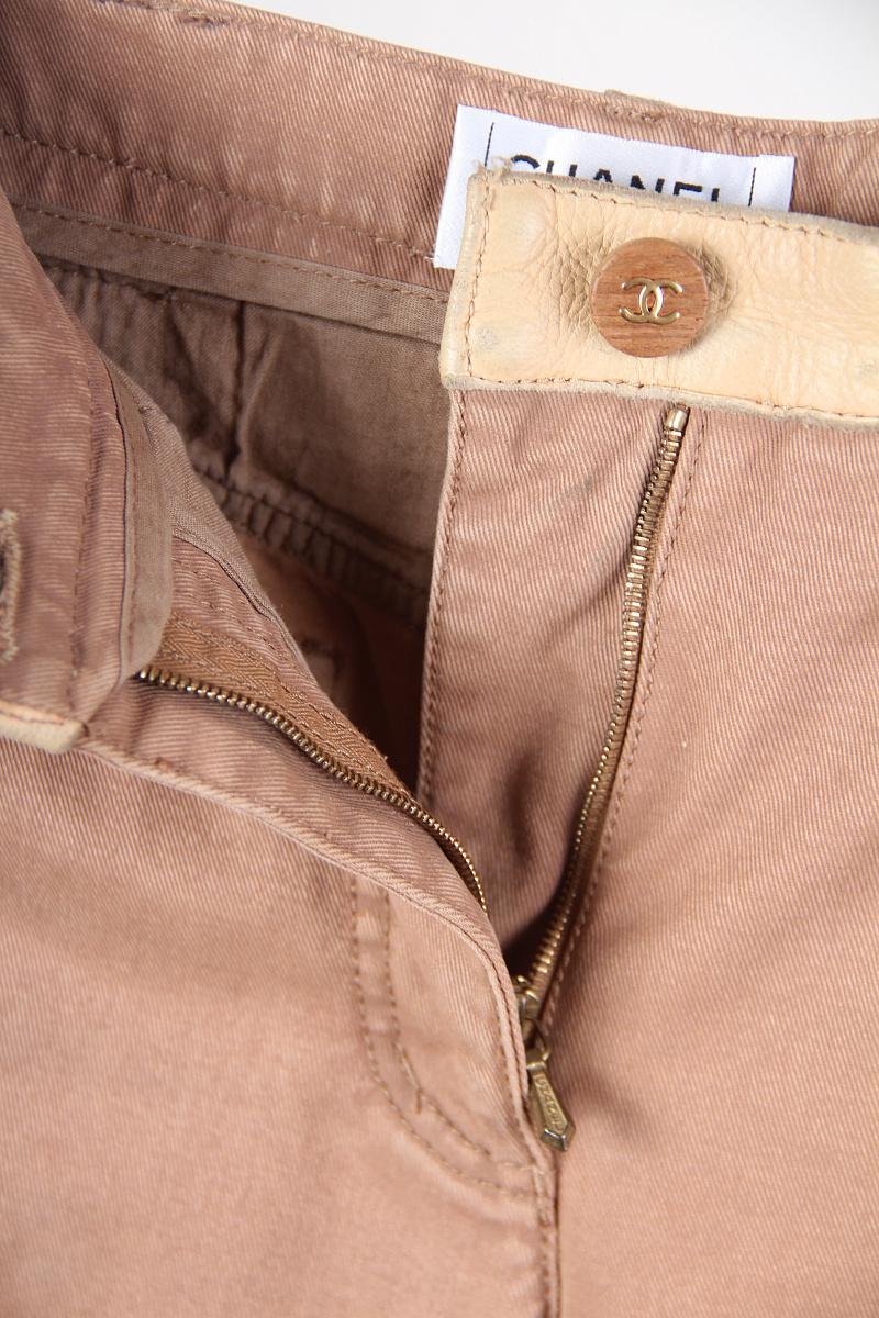 01A CHANEL 2001 Fall RTW jeans with leather For Sale 4