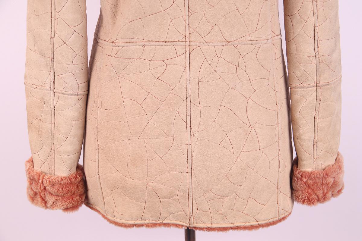 Beige 01A CHANEL  2001 Fall sheepskin coat For Sale