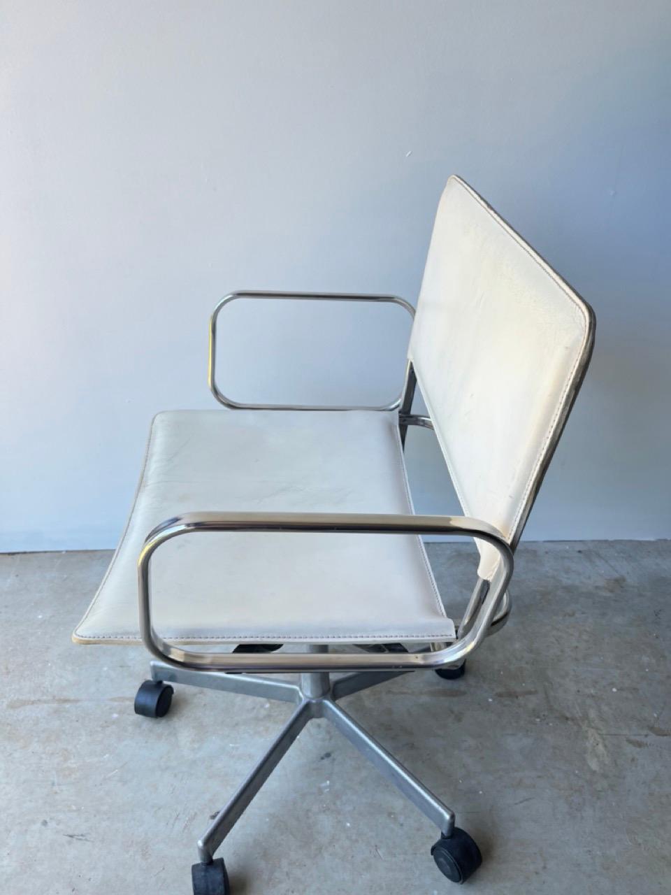 Fin du 20e siècle Chaise de bureau Assia 02 Studio De Pas D'Urbino Lomazzi par Zanotta   en vente