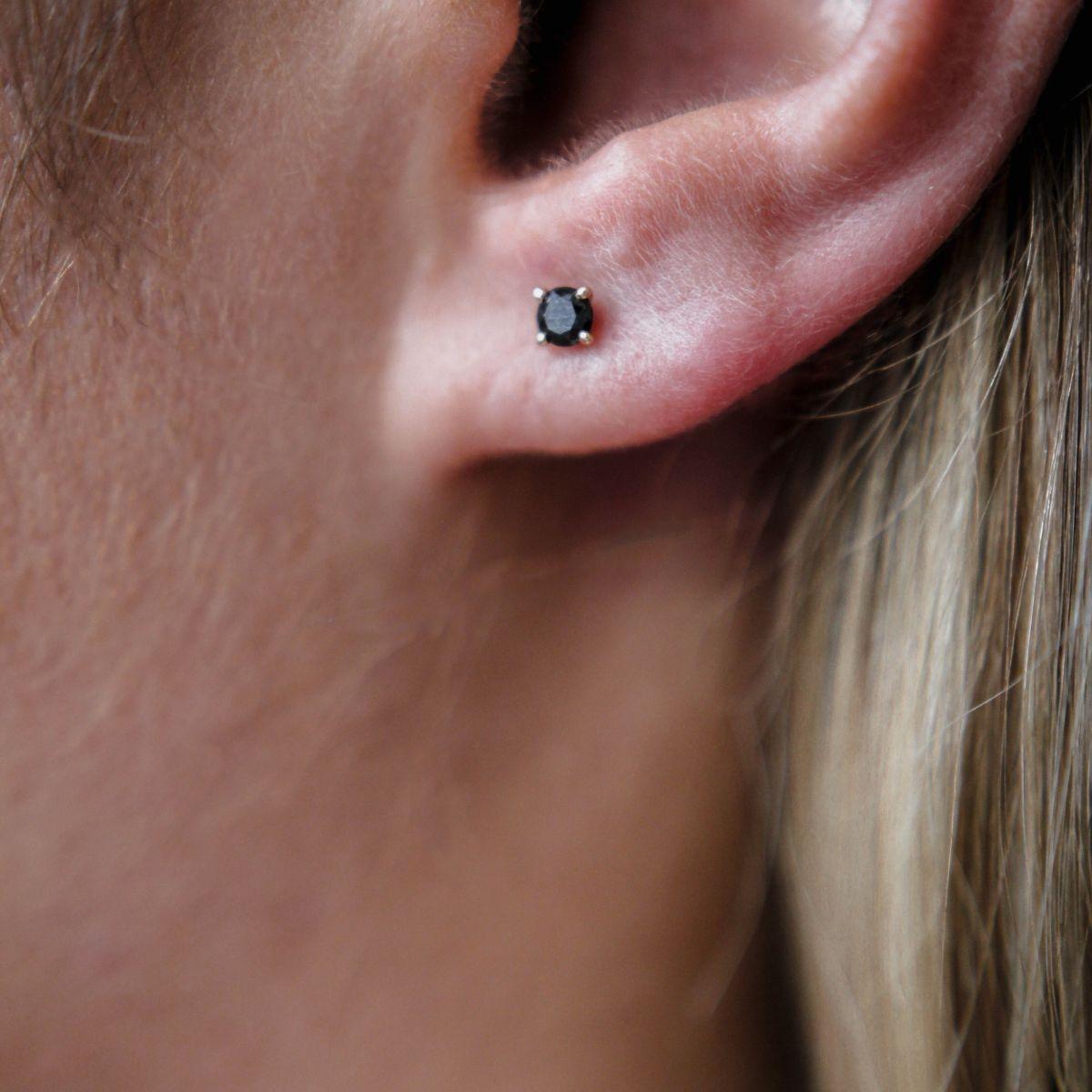 single black diamond stud earring