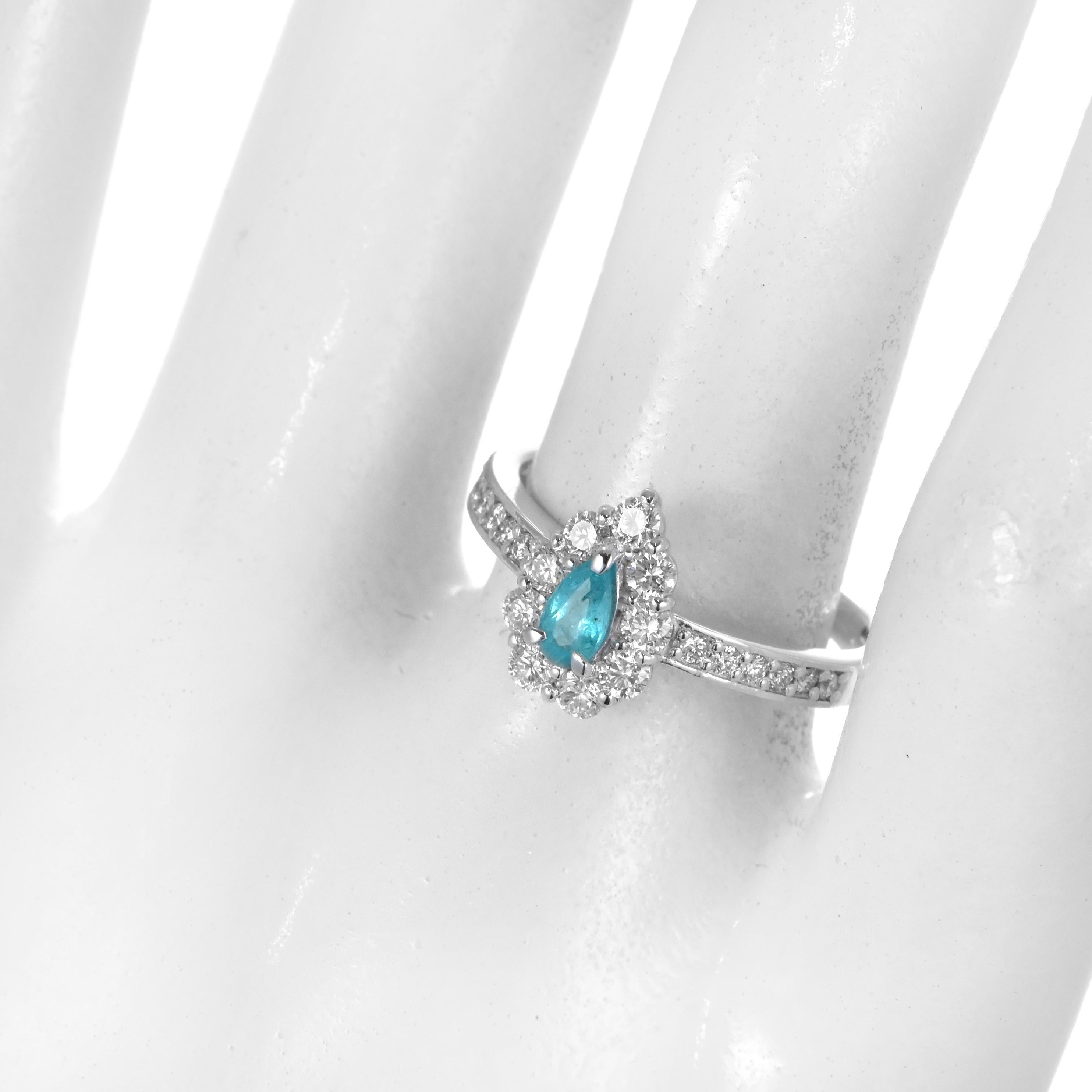 0.20 Carat Brazilian Paraiba Tourmaline and Diamond Ring Made in Platinum For Sale 5