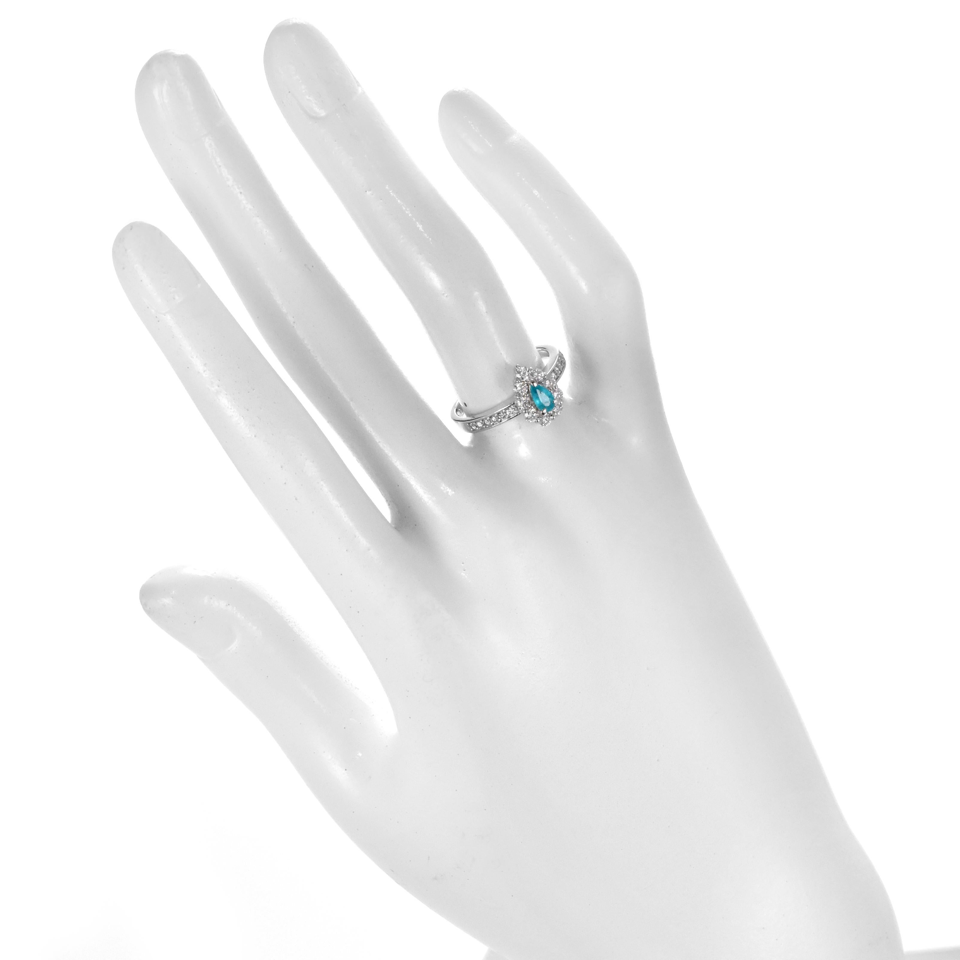 0.20 Carat Brazilian Paraiba Tourmaline and Diamond Ring Made in Platinum For Sale 6
