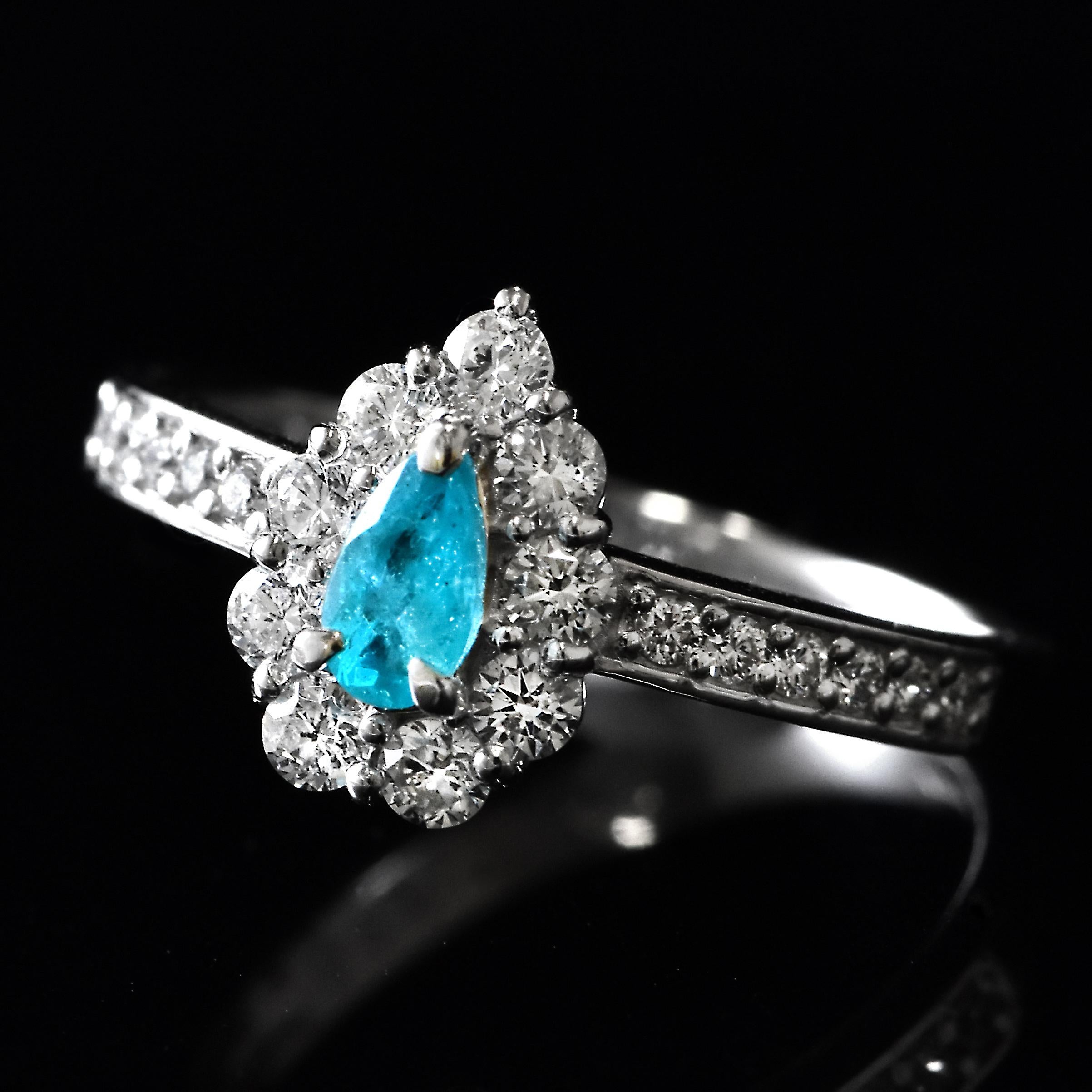 Modern 0.20 Carat Brazilian Paraiba Tourmaline and Diamond Ring Made in Platinum For Sale