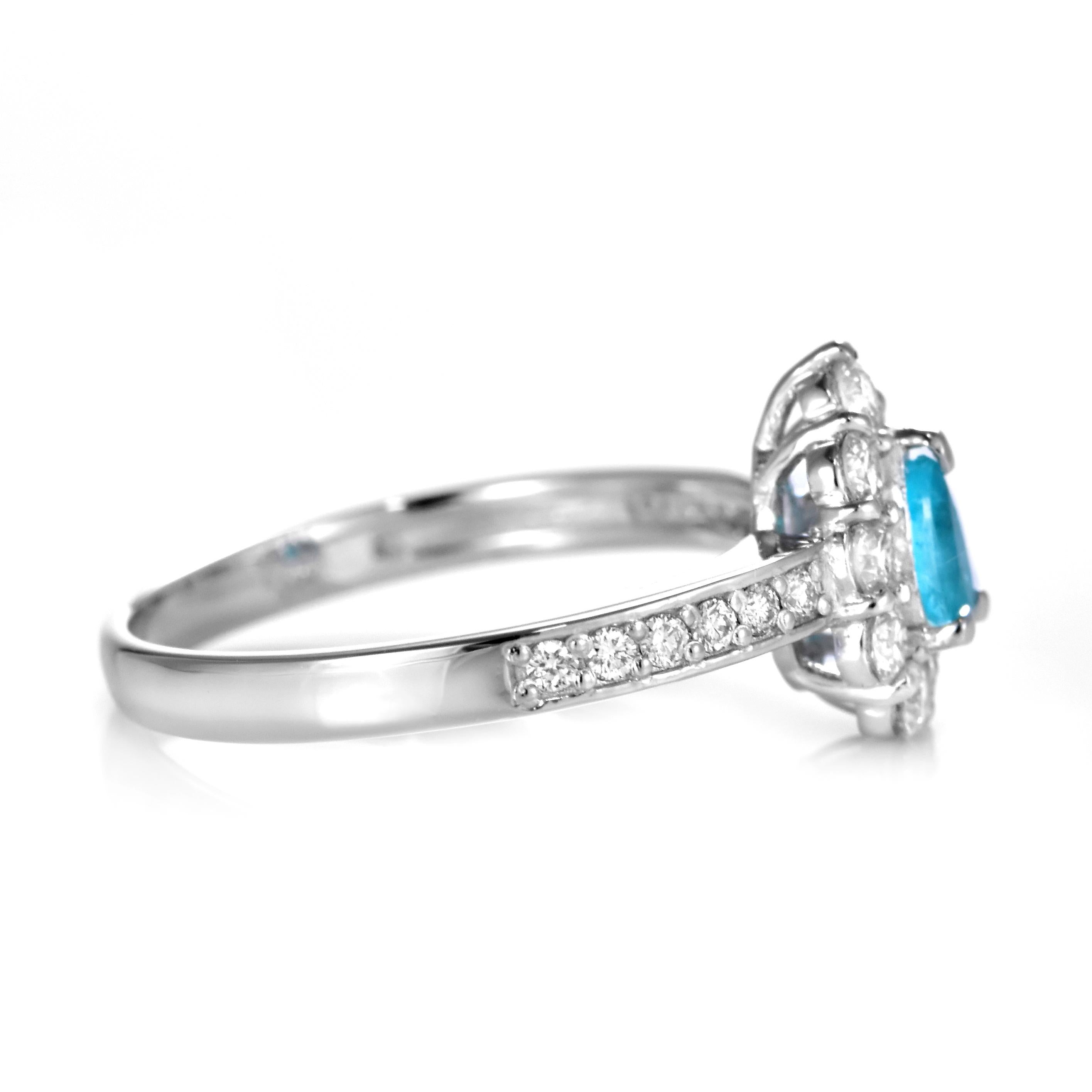 0.20 Carat Brazilian Paraiba Tourmaline and Diamond Ring Made in Platinum For Sale 1