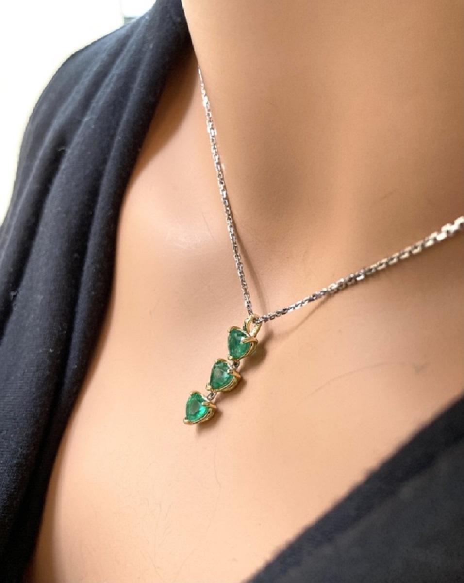 Emerald Cut 0.20 Carat Heart Shape Green Emerald Pendants In 14k Yellow Gold For Sale