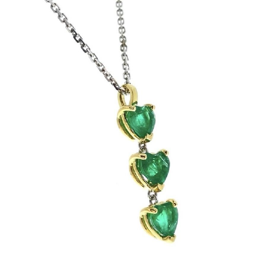 0.20 Carat Heart Shape Green Emerald Pendants In 14k Yellow Gold In New Condition For Sale In Chicago, IL