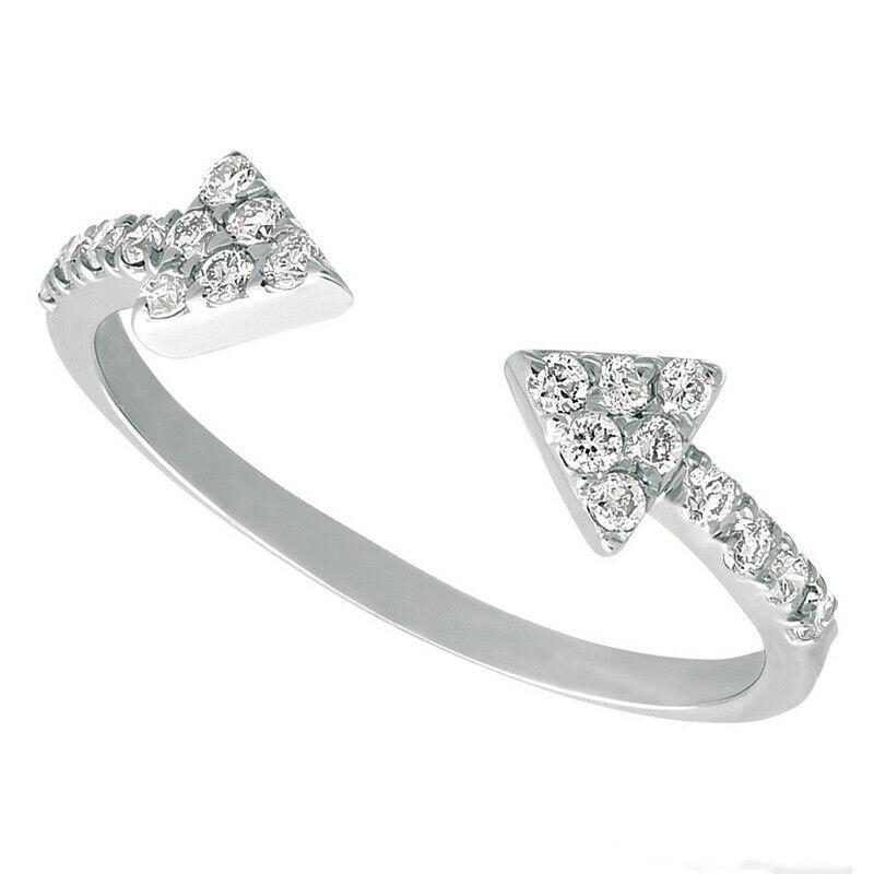 For Sale:  0.20 Carat Natural Diamond Arrow Ring G SI 14K White Gold 3