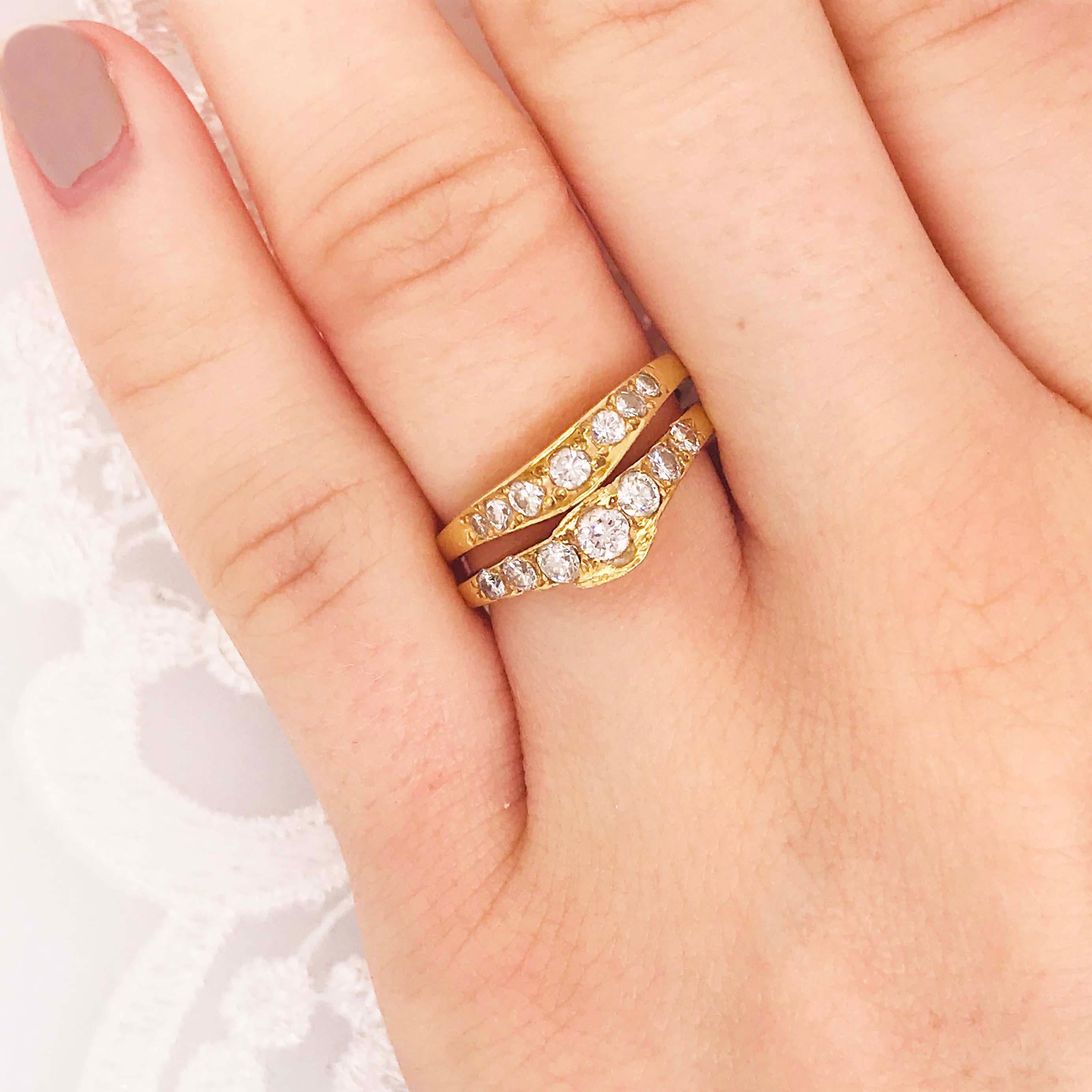 Curved Diamond Ring, .2C Round Custom Band, Estate Diamond Wedding, 18K Gold In Excellent Condition In Austin, TX