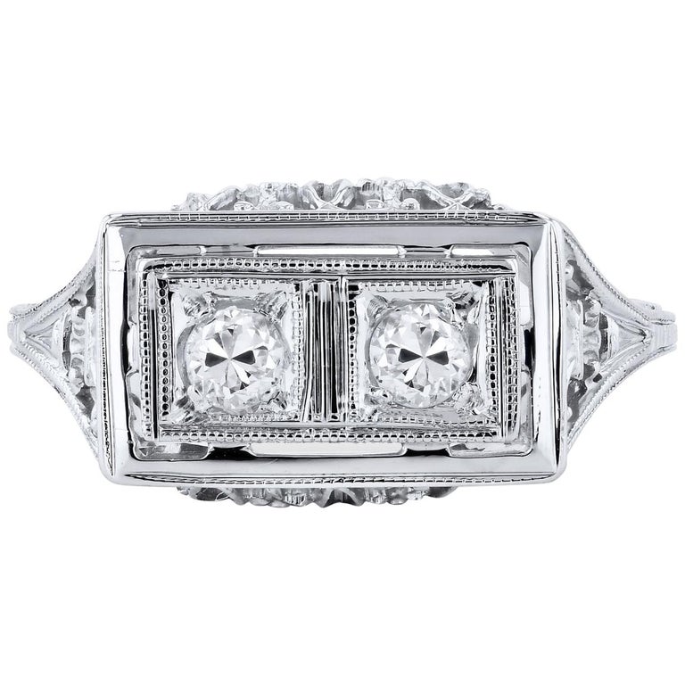 Vintage Estate 0.20 Carat Transitional Cut Diamond Engagement Ring Size 3.75 For Sale