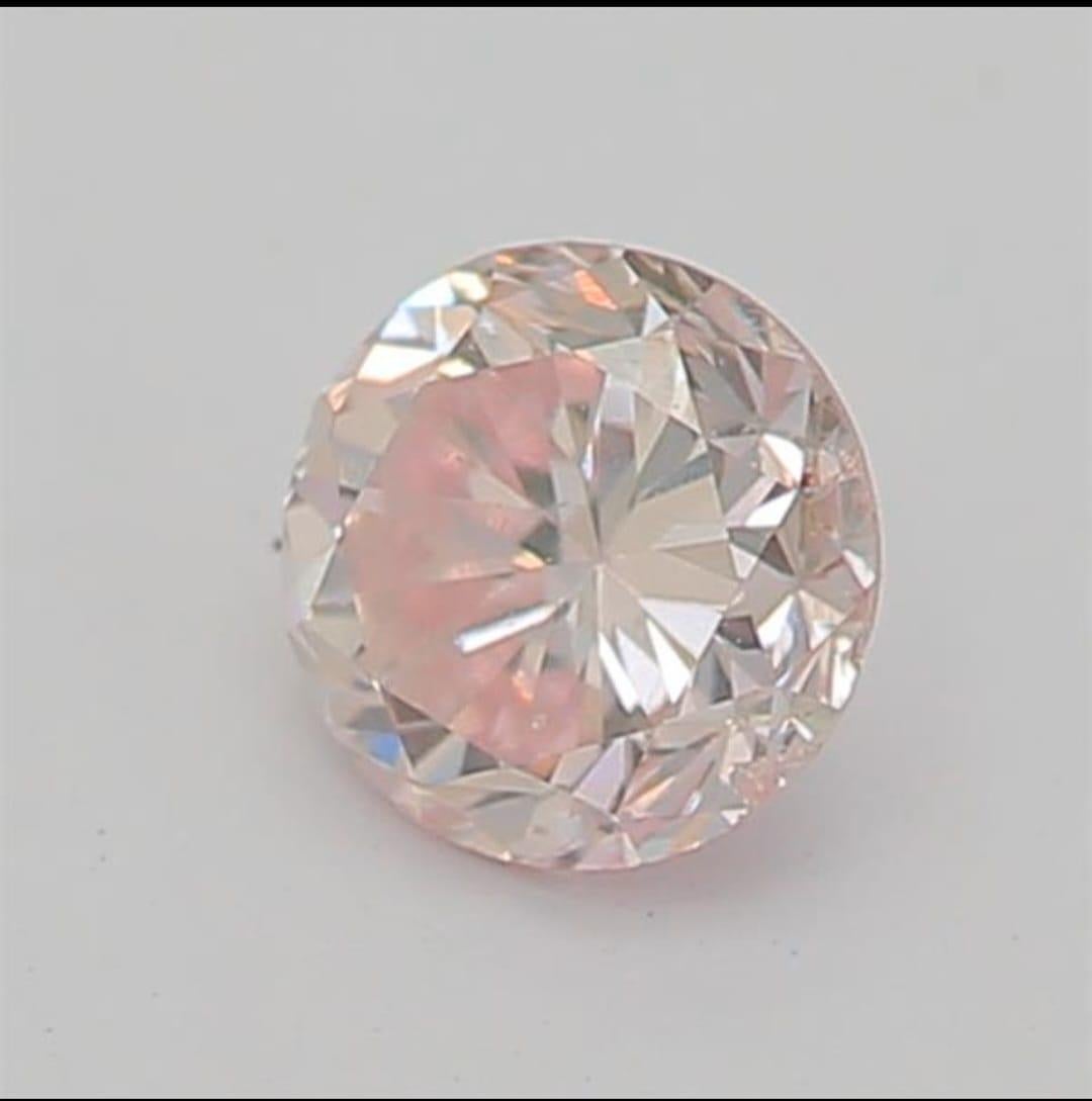 0.20 Carat Very Light Pink Round shaped diamond SI1 Clarity CGL Certified For Sale 3