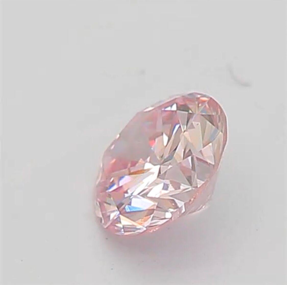 0.20 Carat Very Light Pink Round Shaped Diamond VS1 Clarity CGL Certified For Sale 5