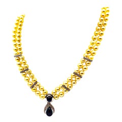 Collier de perles en or blanc avec diamants blancs taille brillant de 0,20 carat et perles orientales