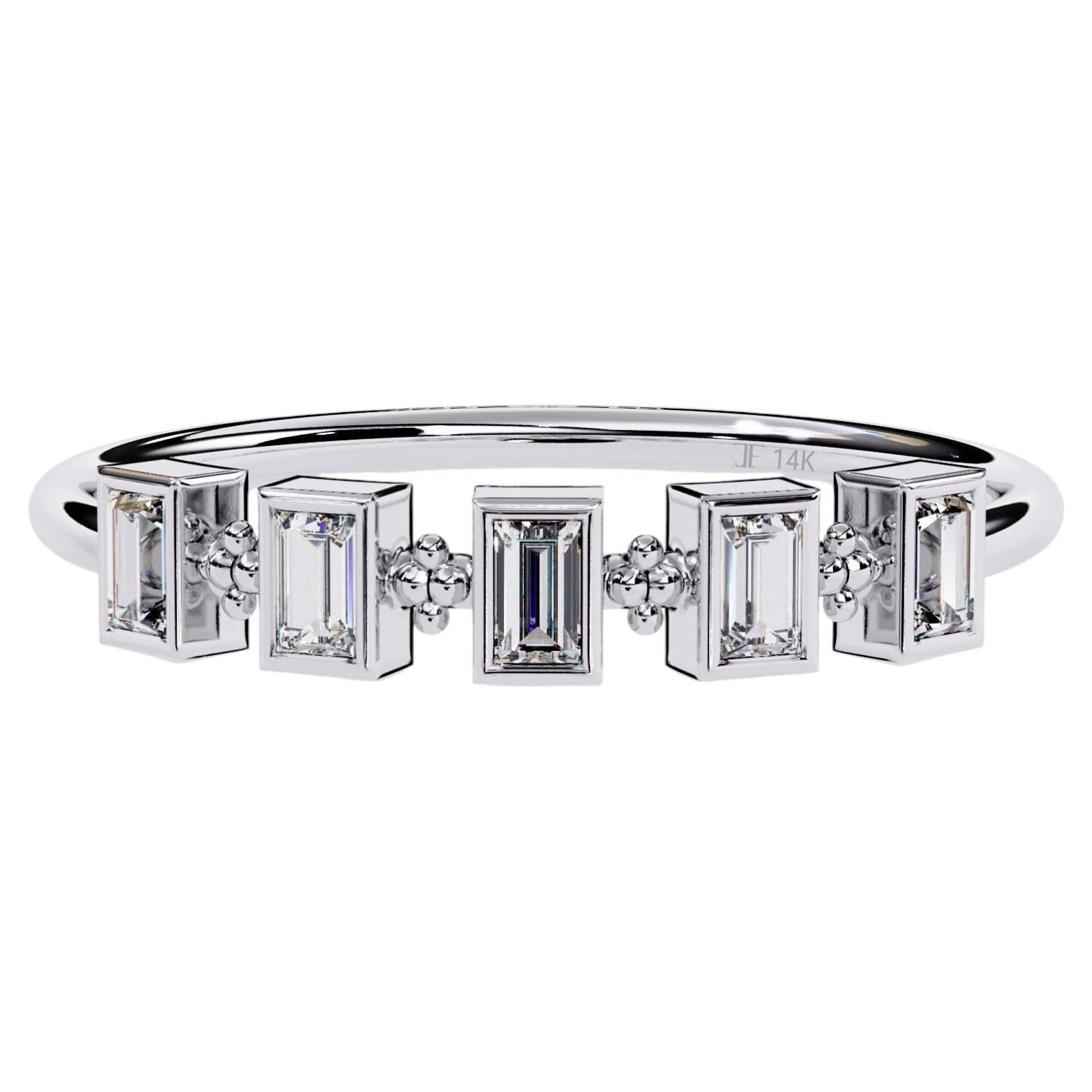 0.20 CTW Baguette Diamond Bezel Ring in 14K Gold, SI+ 5-Stone Band For Sale