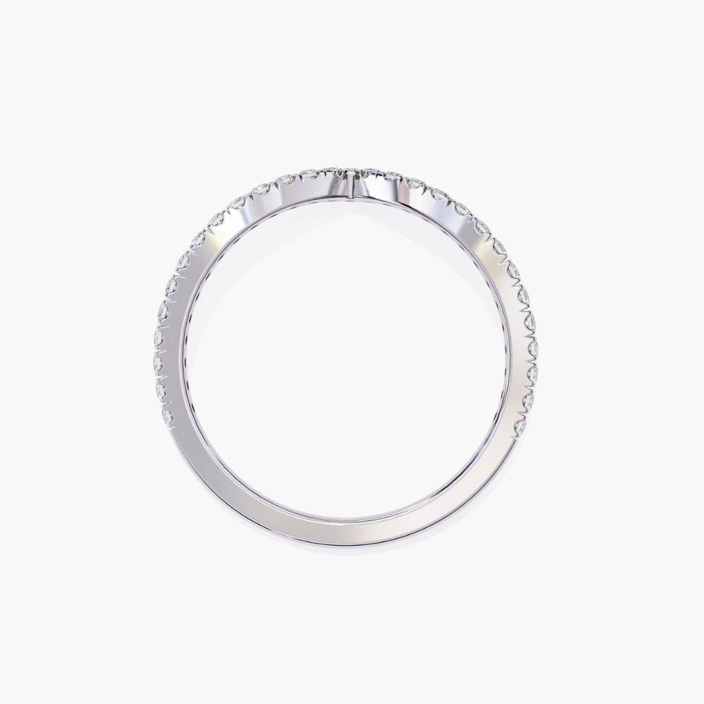 Contemporaneo Anello con diamanti a forma di V da 0,20 carati in oro 14K in vendita