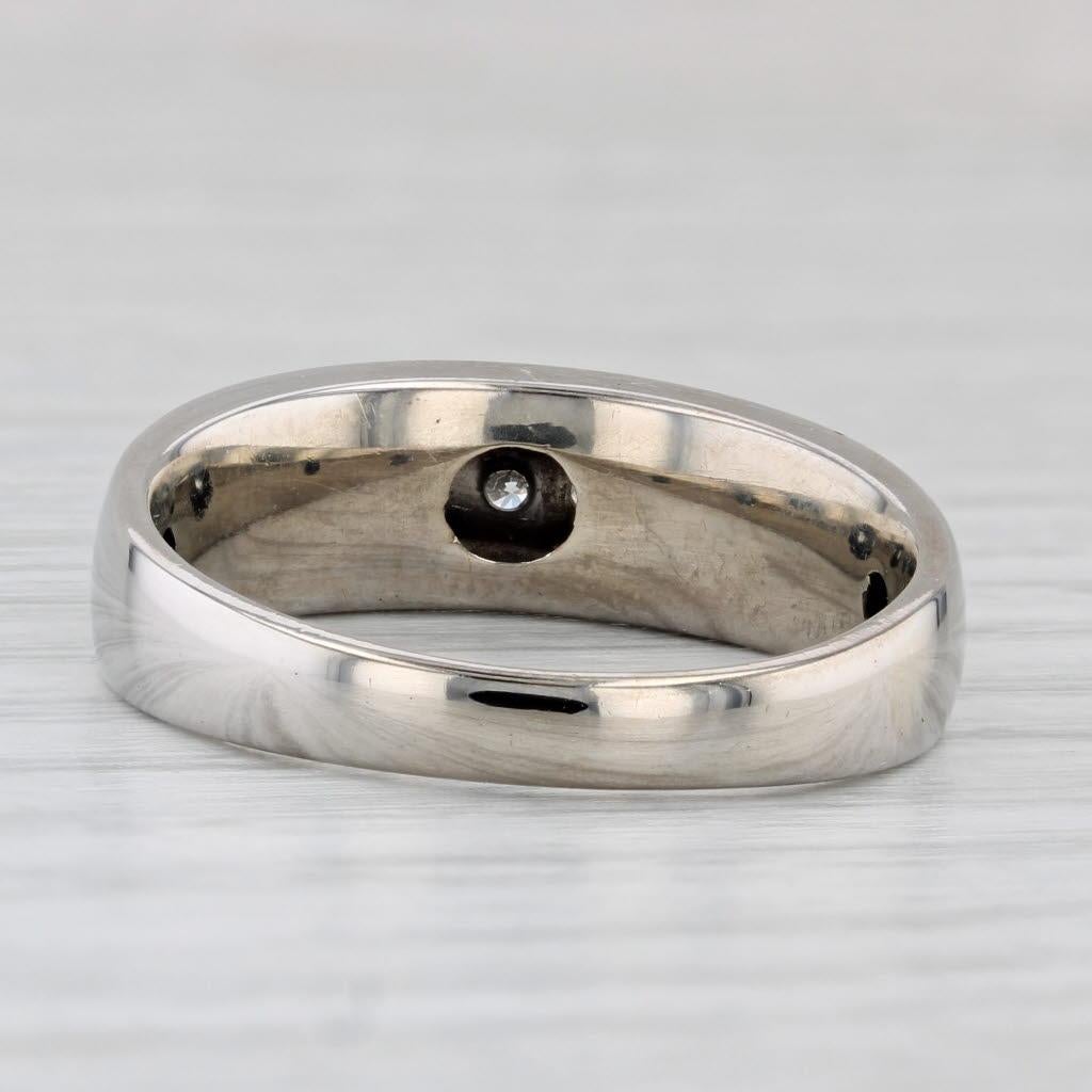 0.20ctw Diamond Men's Wedding Ring 14k White Gold Size 11 Band In Good Condition In McLeansville, NC