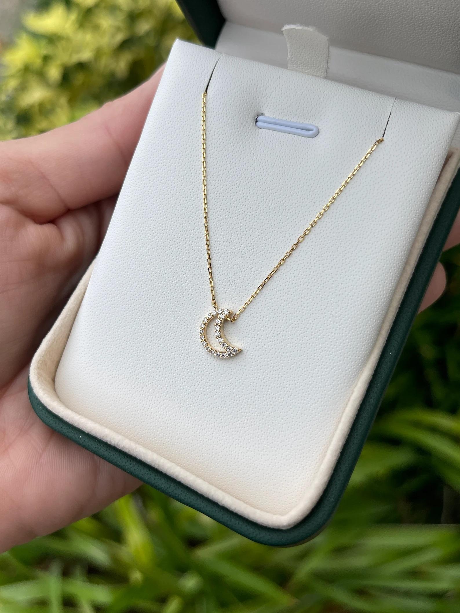 Round Cut 0.20tcw Natural Diamond Open Crescent Moon Adjustable Cable Chain Necklace 14K For Sale