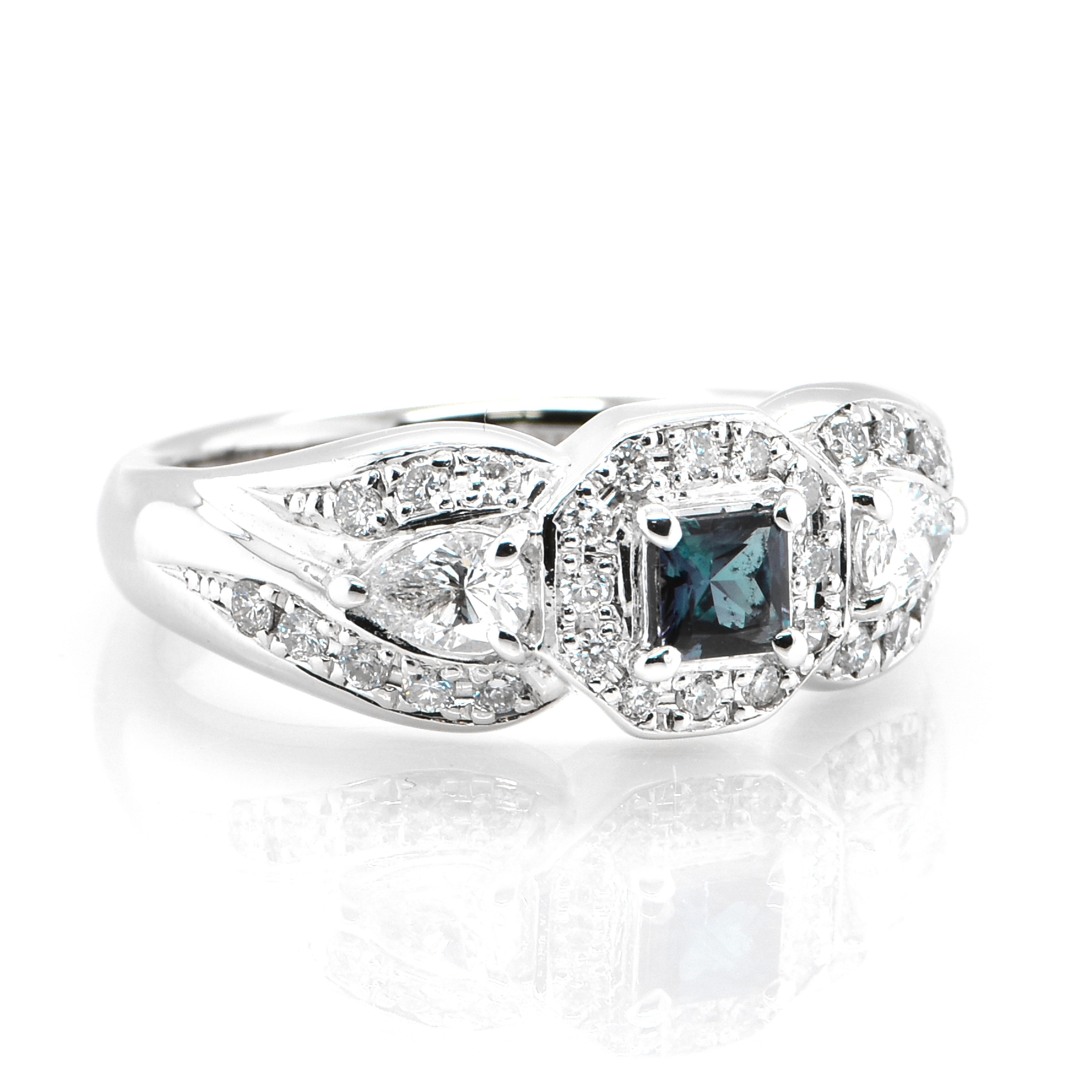Modern 0.21 Carat Color-Changing Alexandrite and Diamond Ring set in Platinum For Sale