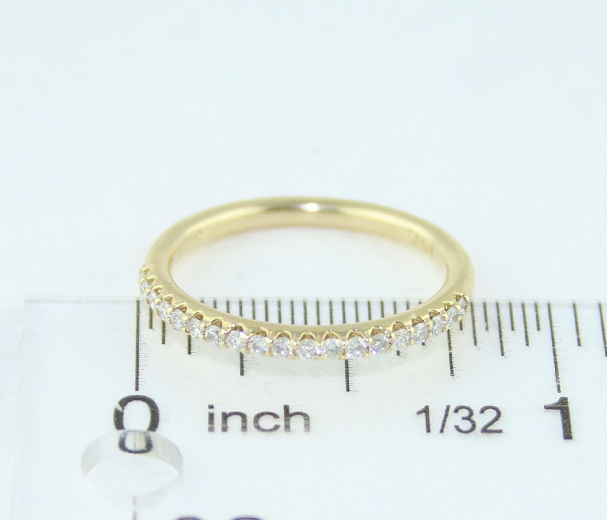 0.21 Carat Diamond Gold Half Band Ring In New Condition For Sale In New York, NY