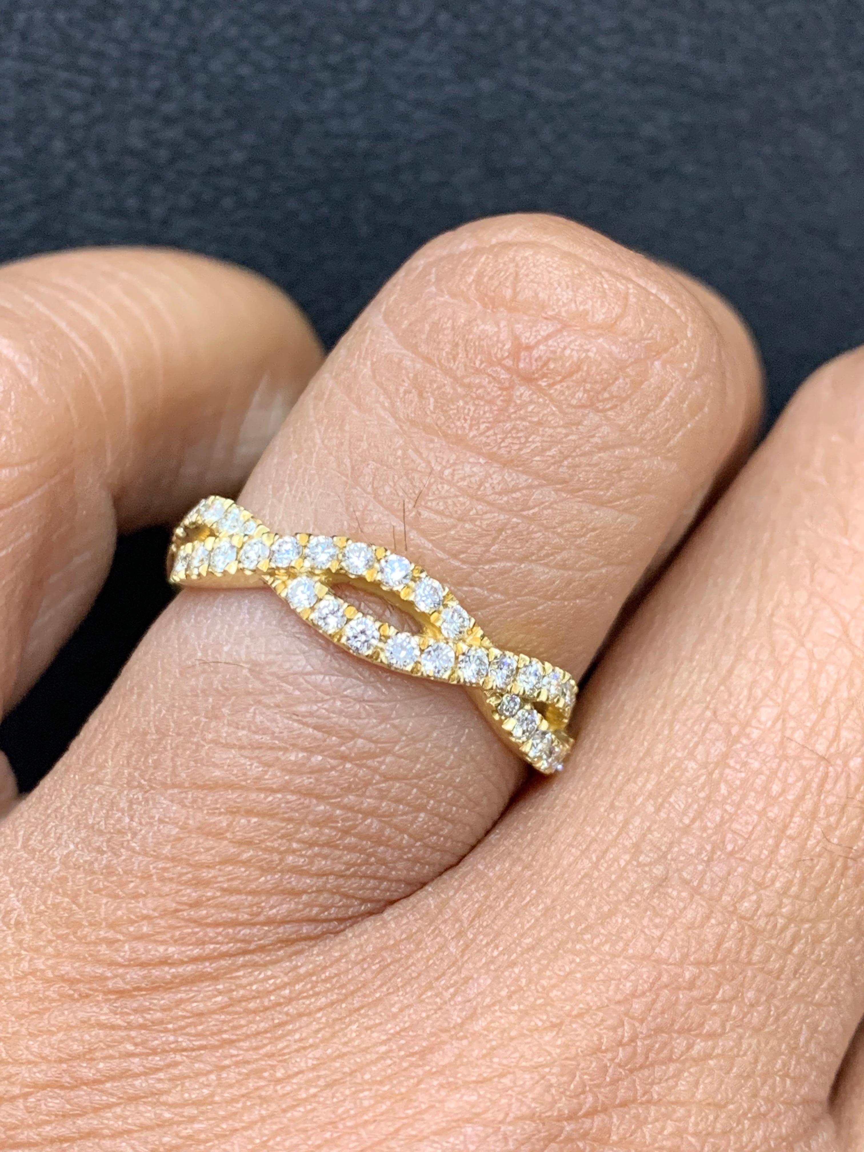 Bague de mariage en or jaune 18 carats avec diamants de 0,21 carat  en vente 4