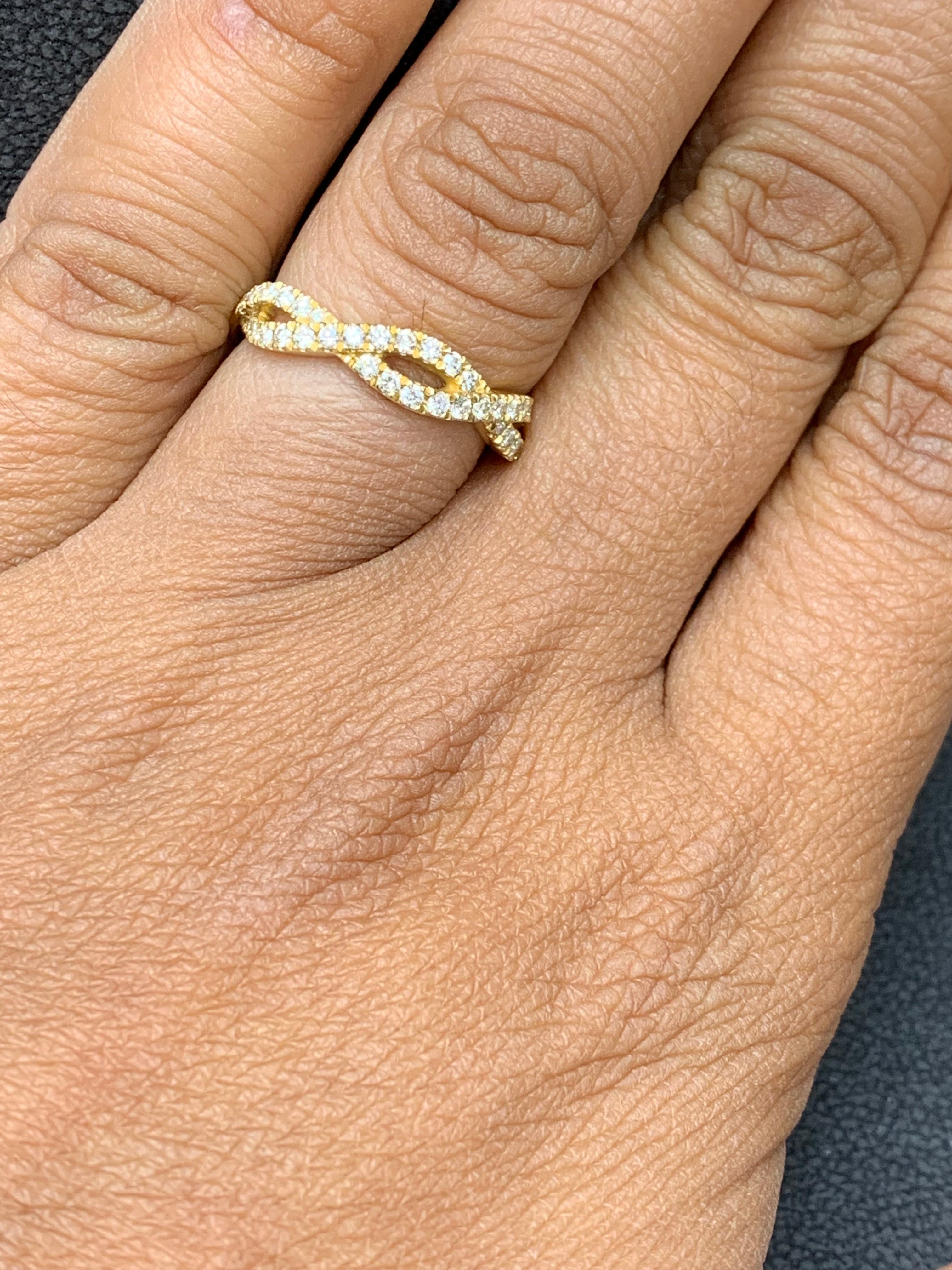 Bague de mariage en or jaune 18 carats avec diamants de 0,21 carat  en vente 5