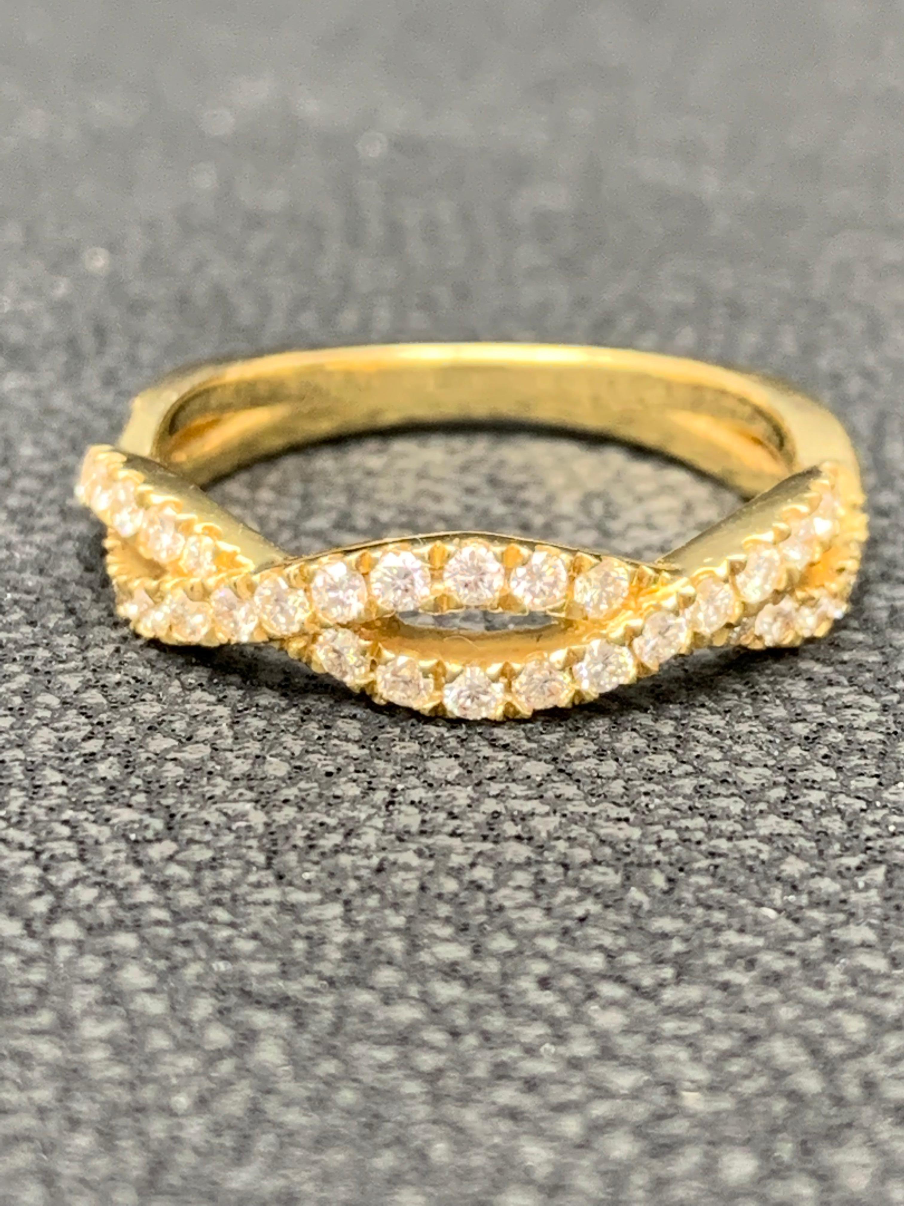 Moderne Bague de mariage en or jaune 18 carats avec diamants de 0,21 carat  en vente