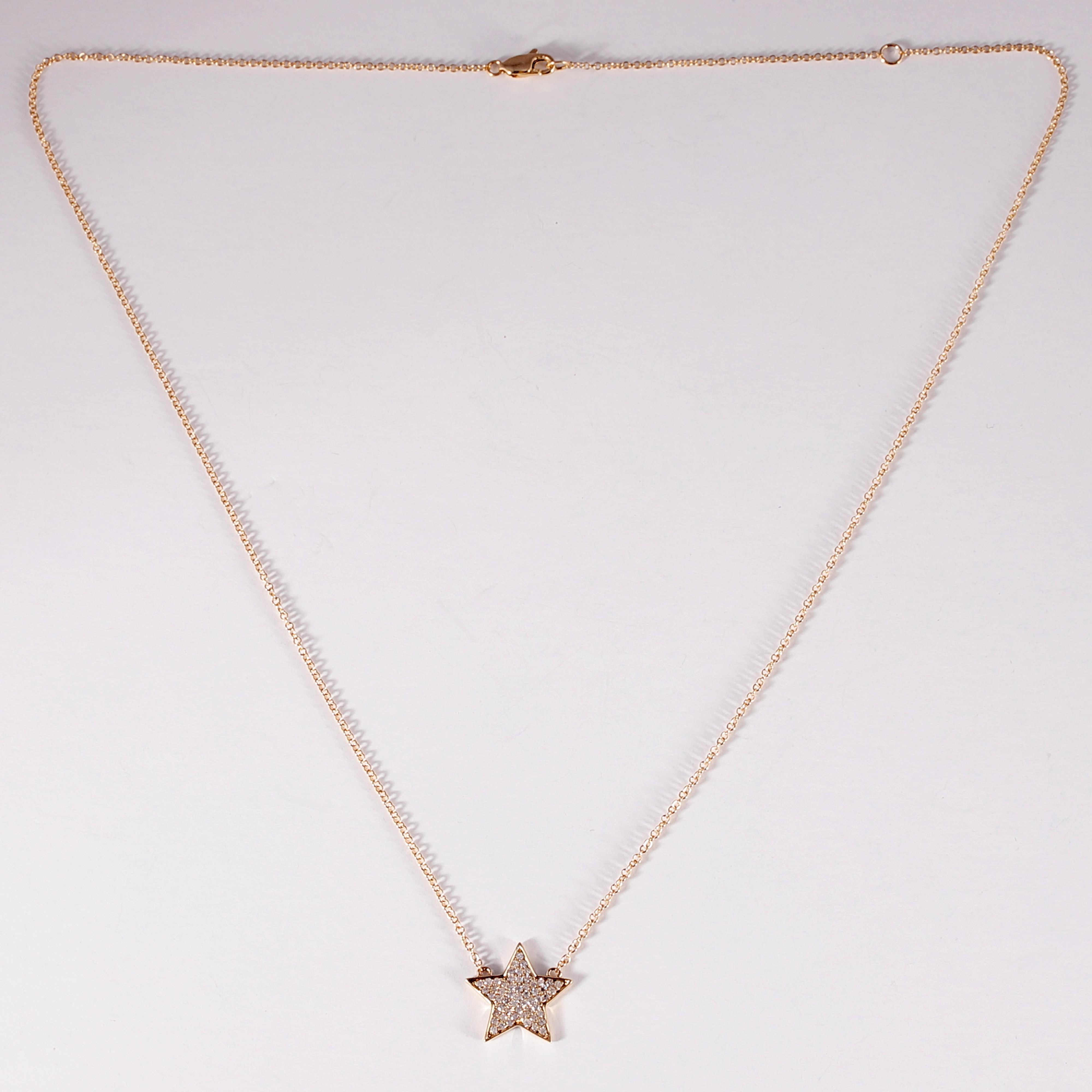 Round Cut 0.21 Carat Diamond Yellow Gold Star Necklace For Sale