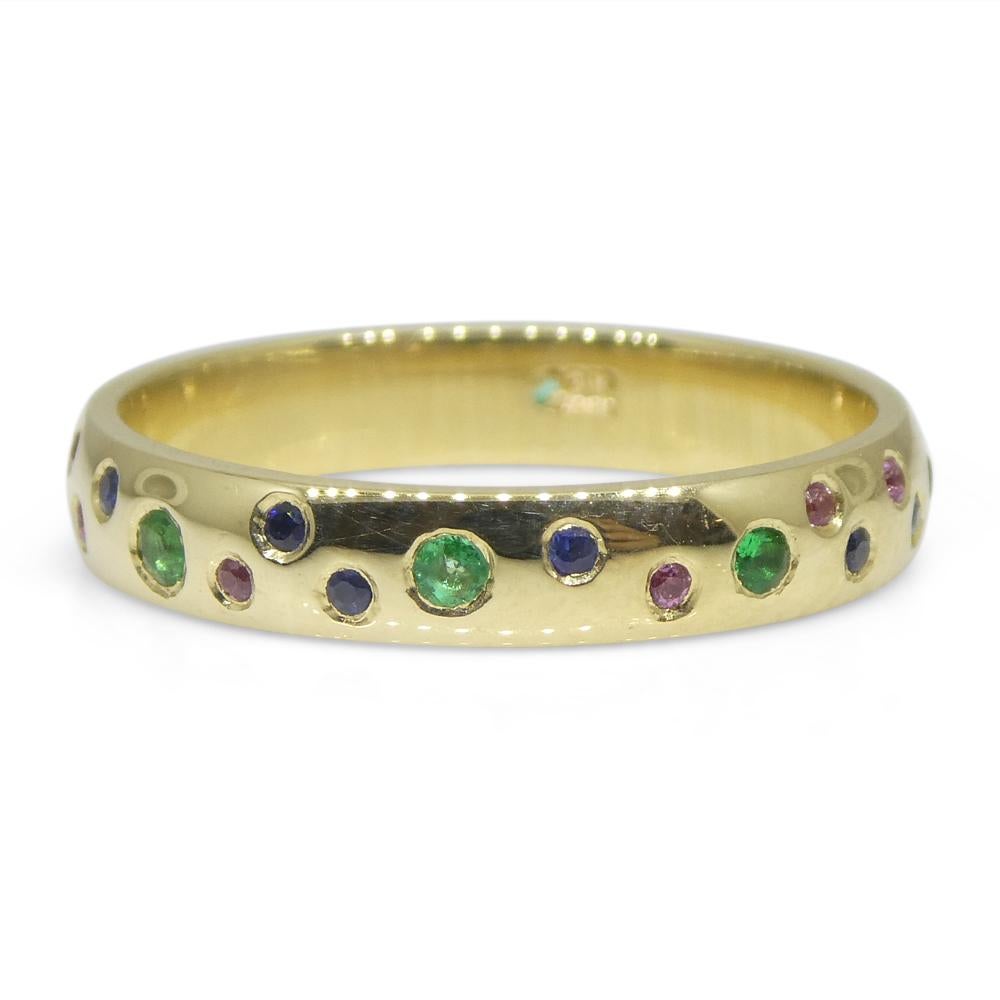 0.21ct Emerald & Sapphire Starry Night Wedding Ring set in 14k Yellow Gold For Sale 5