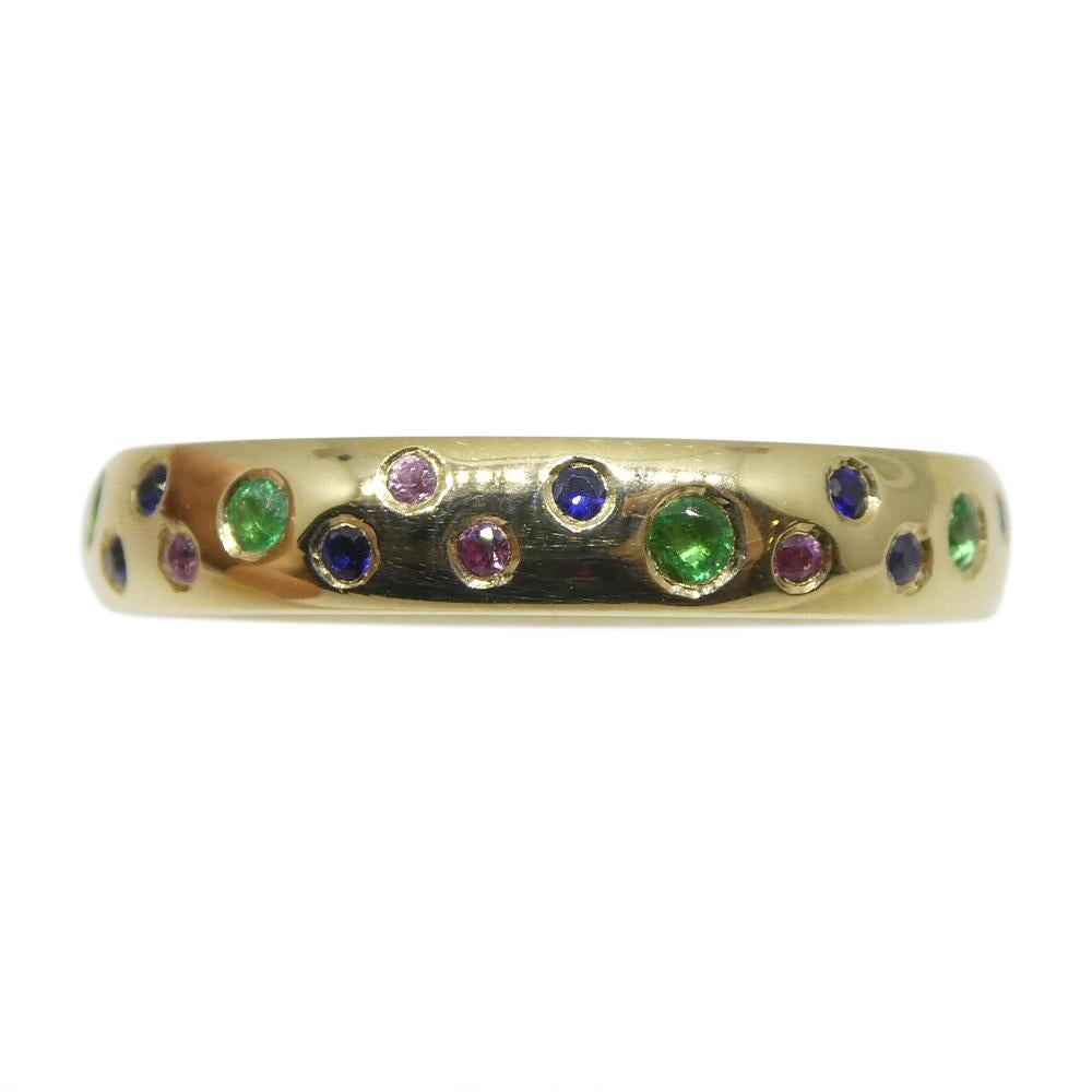 Women's or Men's 0.21ct Emerald & Sapphire Starry Night Wedding Ring set in 14k Yellow Gold For Sale
