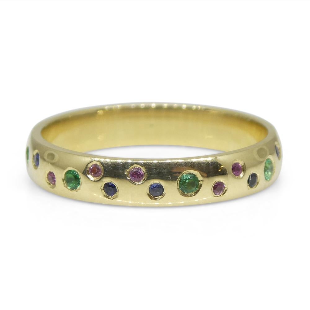 0.21ct Emerald & Sapphire Starry Night Wedding Ring set in 14k Yellow Gold For Sale 3