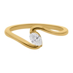 0.22 Carat SI/H Marquise Diamond Solitaire Ring 18 Karat Yellow Gold