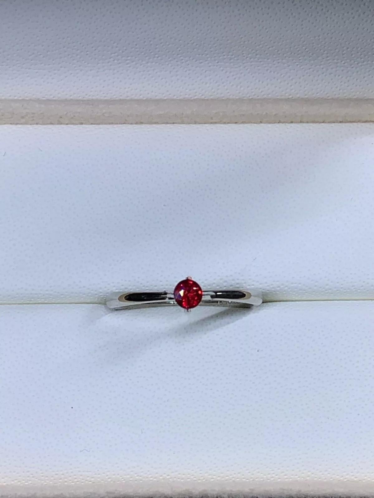 Round Cut 0.22ct Ruby Burma Pigeon Blood Solitaire Engagement Ring In Platinum For Sale