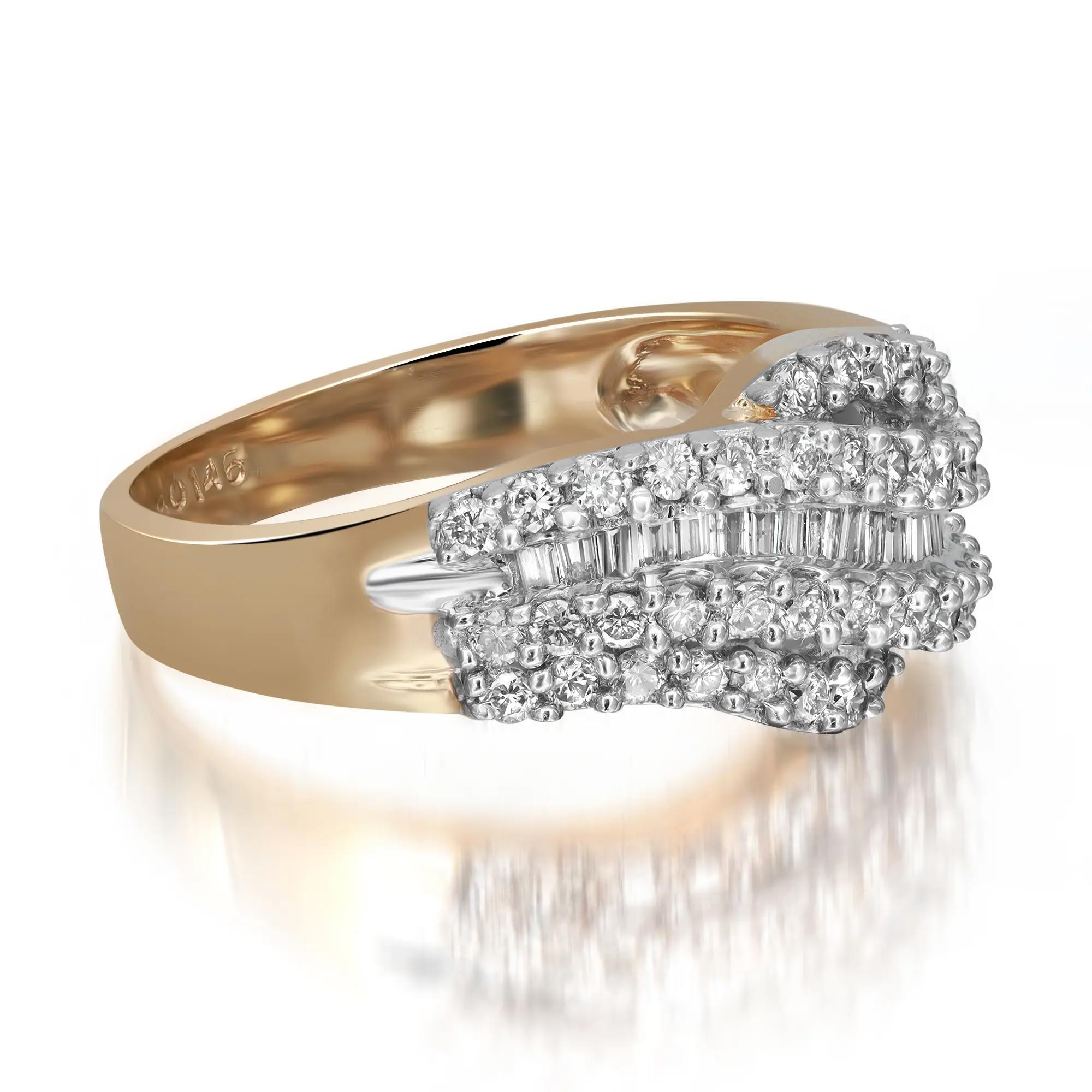 Modern 0.22Cttw Baguette & 0.61Cttw Round Diamond Ladies Cocktail Ring 14K Yellow Gold  For Sale