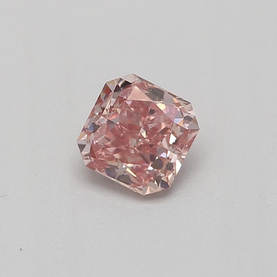 0.23-CARAT, FANCY INTENSE PINK, RADIANT CUT DIAMOND SI2 Clarity GIA Certified For Sale 1