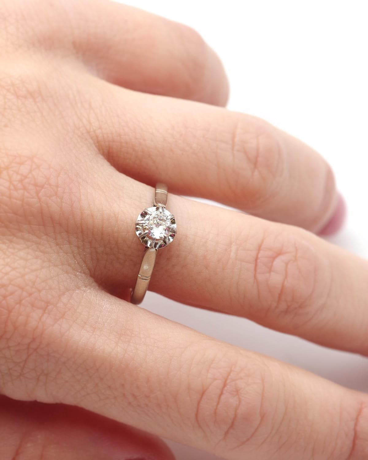 Bague solitaire en diamant de 0,23 ct en platine, bague solitaire Art déco Bon état - En vente à PARIS, FR