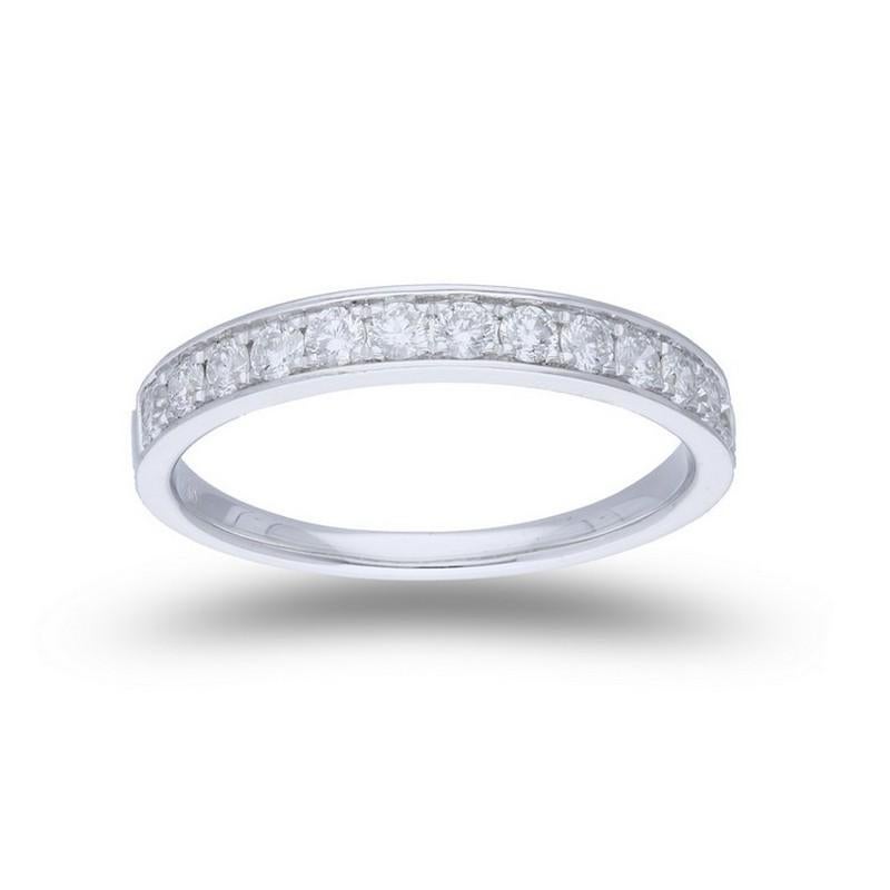 Modern 0.23ct Diamond Wedding Band 1981 Classic Collection Ring in 14K White Gold For Sale