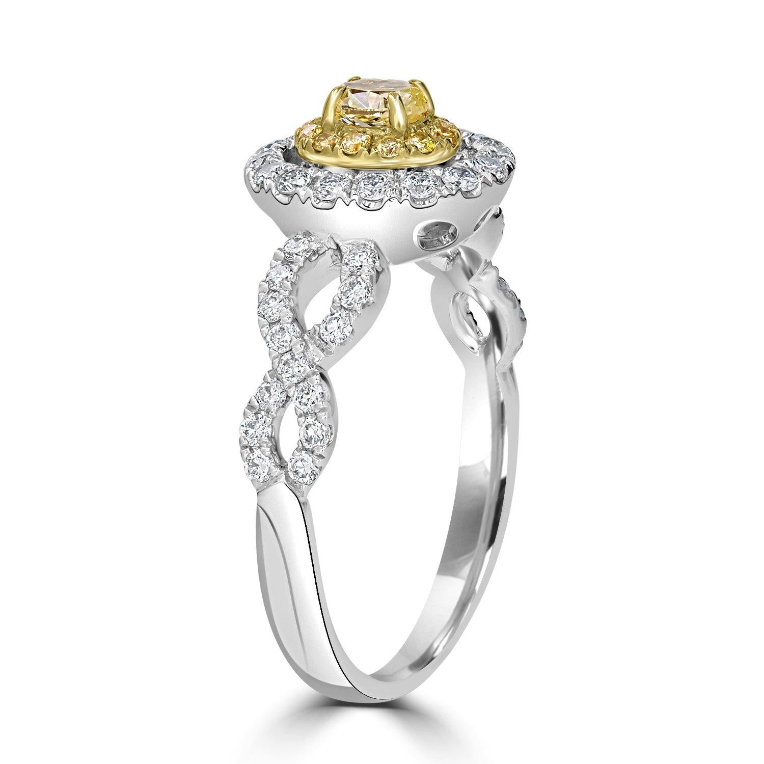 Women's 0.23ct Yellow Diamond Ring with 0.58tct Diamond Set in 18KW & 22KY Two Tone Gold For Sale