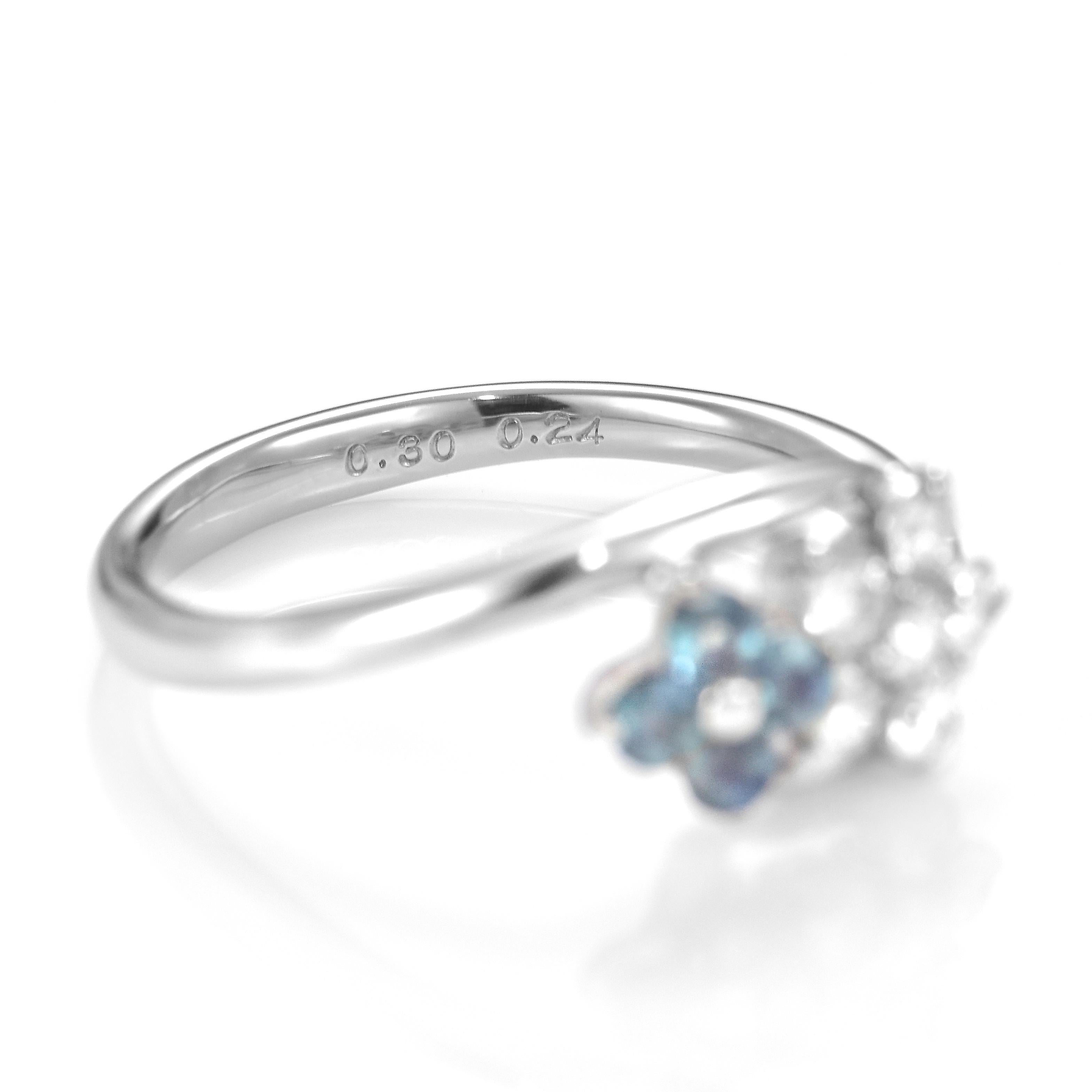 0.24 Carat Brazilian Alexandrite and Diamond Ring set in Platinum For Sale 1